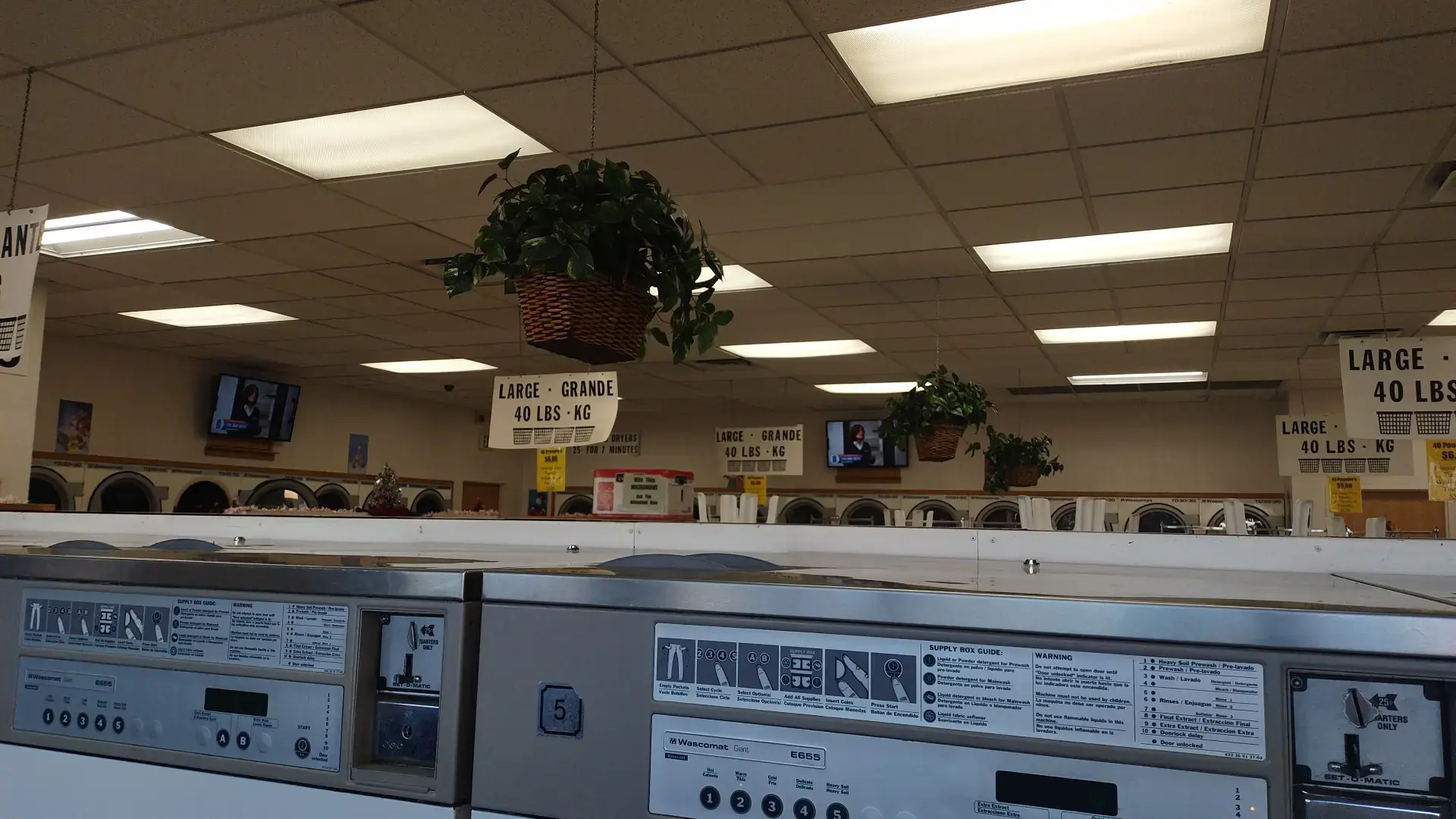 Playland Coin Laundry thumbnail 3
