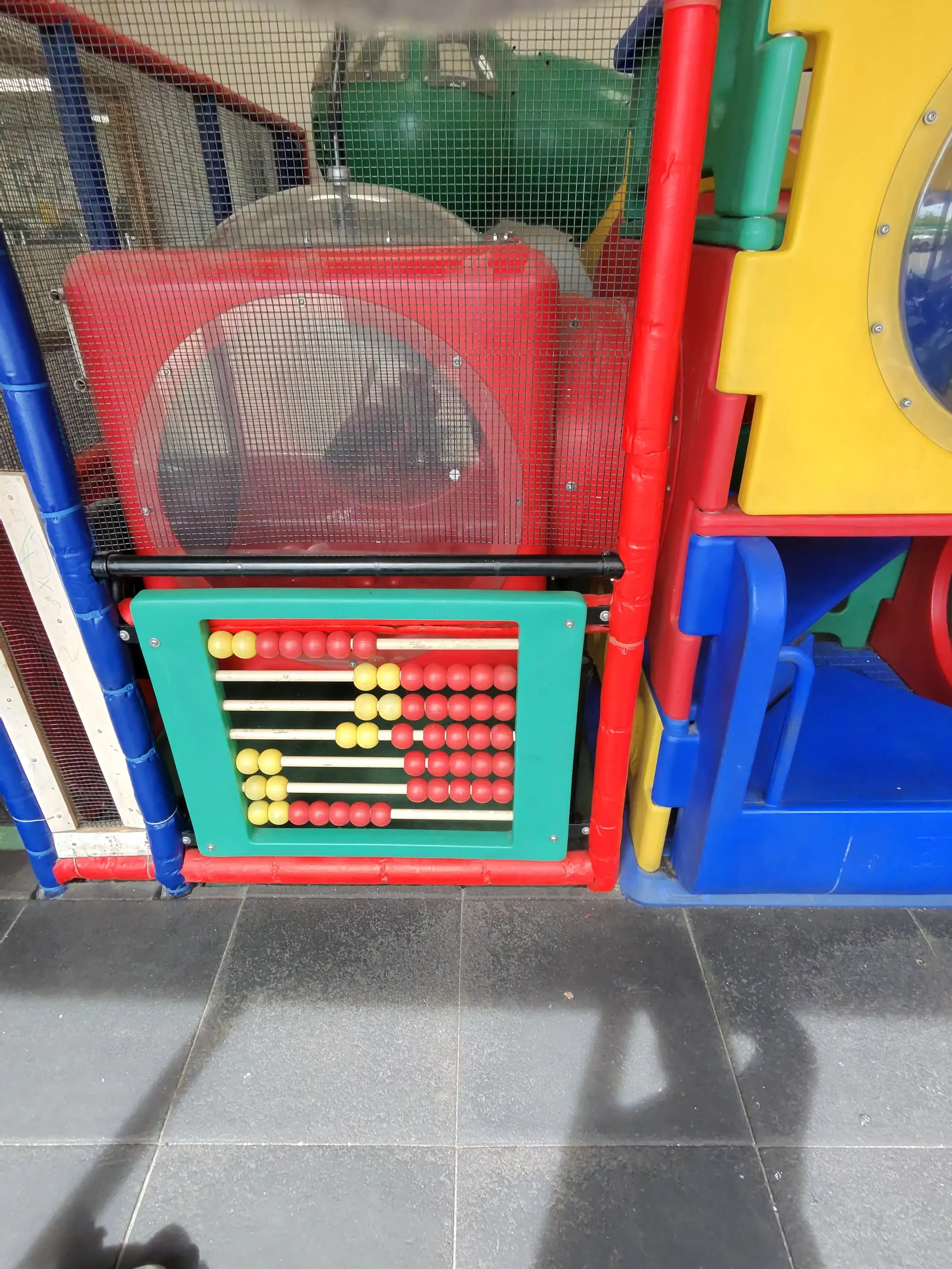 Playland Coin Laundry thumbnail 13
