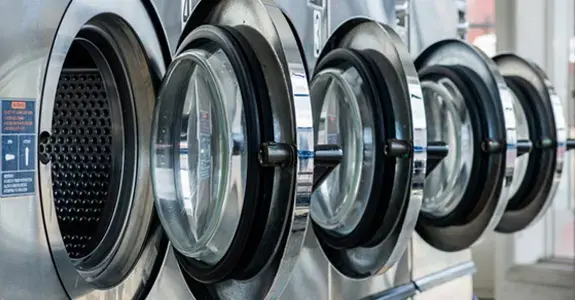 Plaza Coin Laundry thumbnail 1