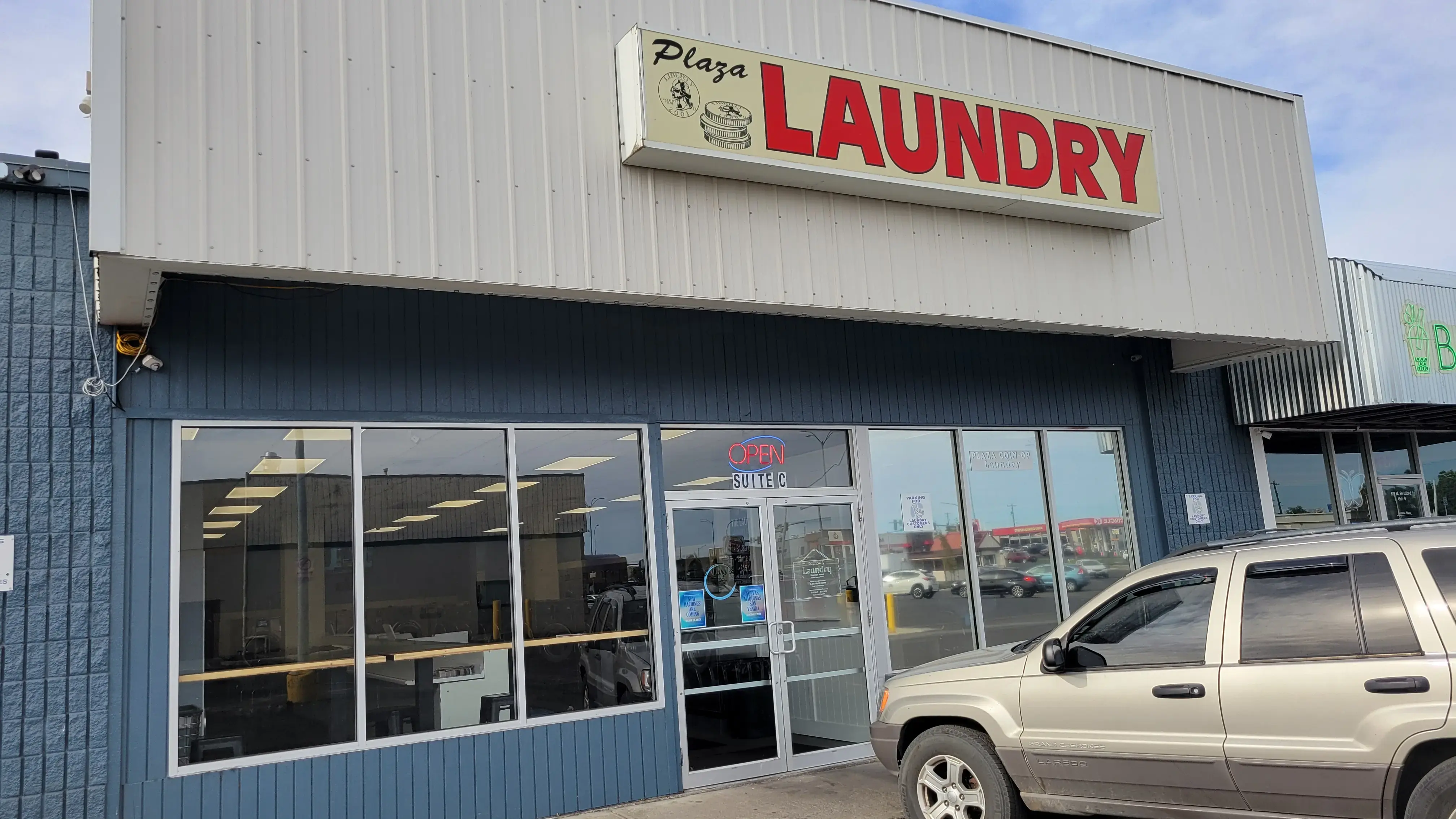 Plaza Coin-Op Laundry thumbnail 3