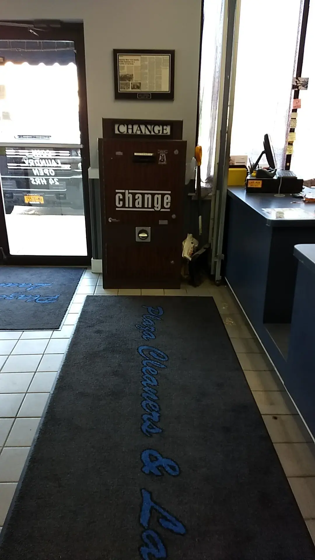 Plaza Laundromat & Dry Cleaners - Image 4