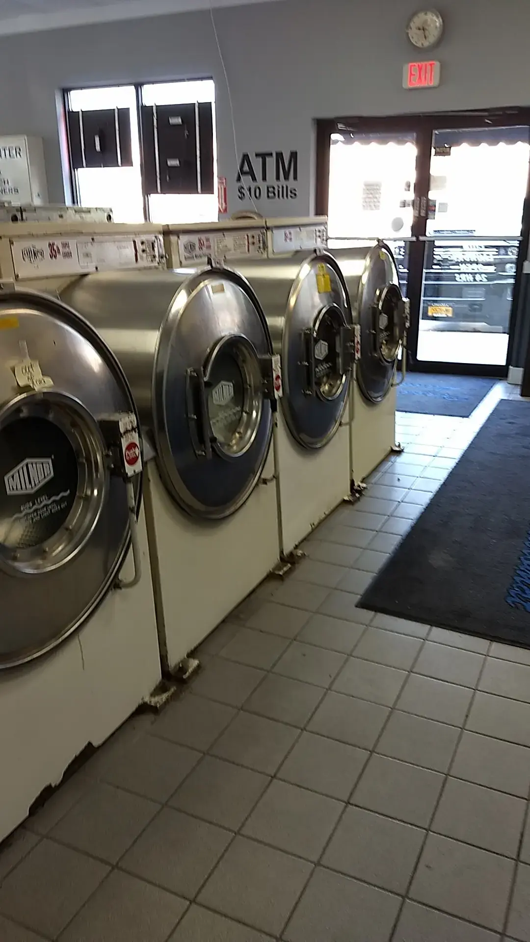 Plaza Laundromat & Dry Cleaners thumbnail 6
