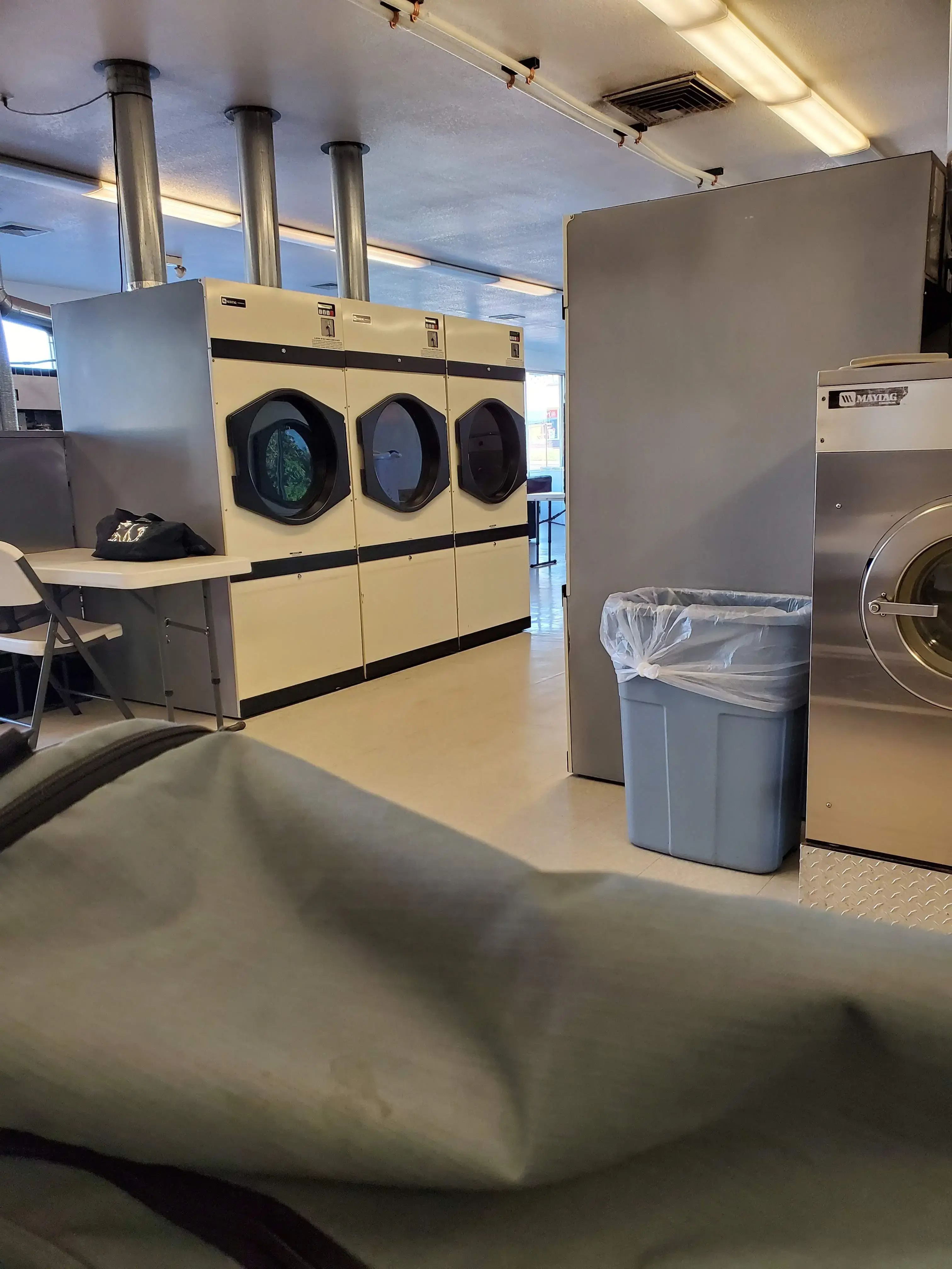 Plaza Laundry Inc thumbnail 17