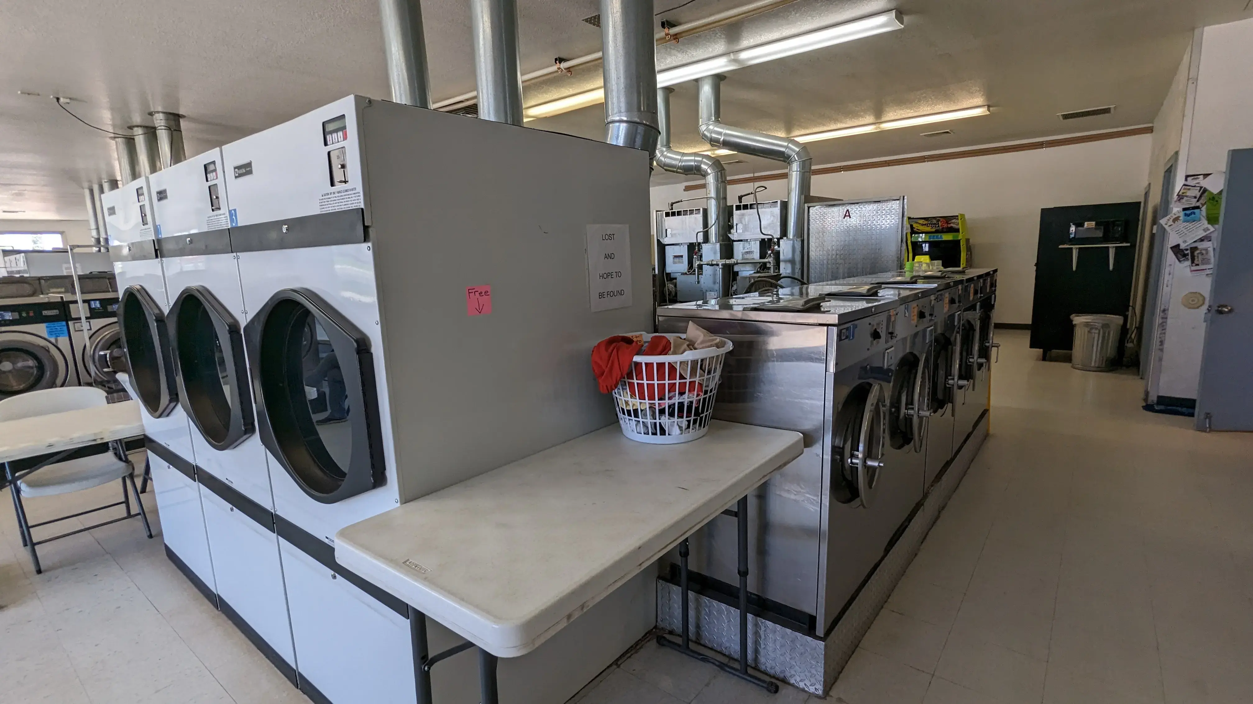 Plaza Laundry Inc thumbnail 16