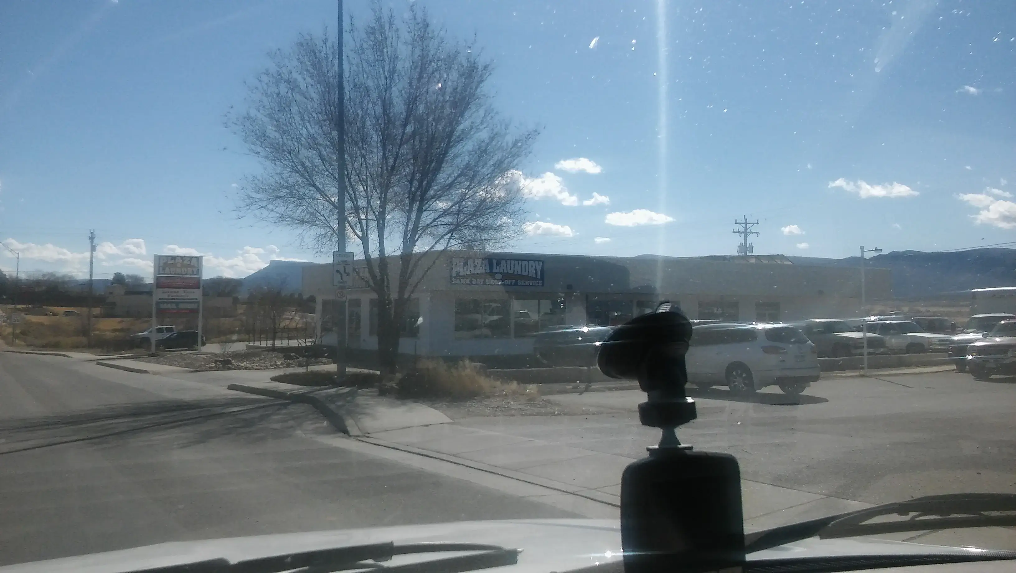 Plaza Laundry Inc thumbnail 12