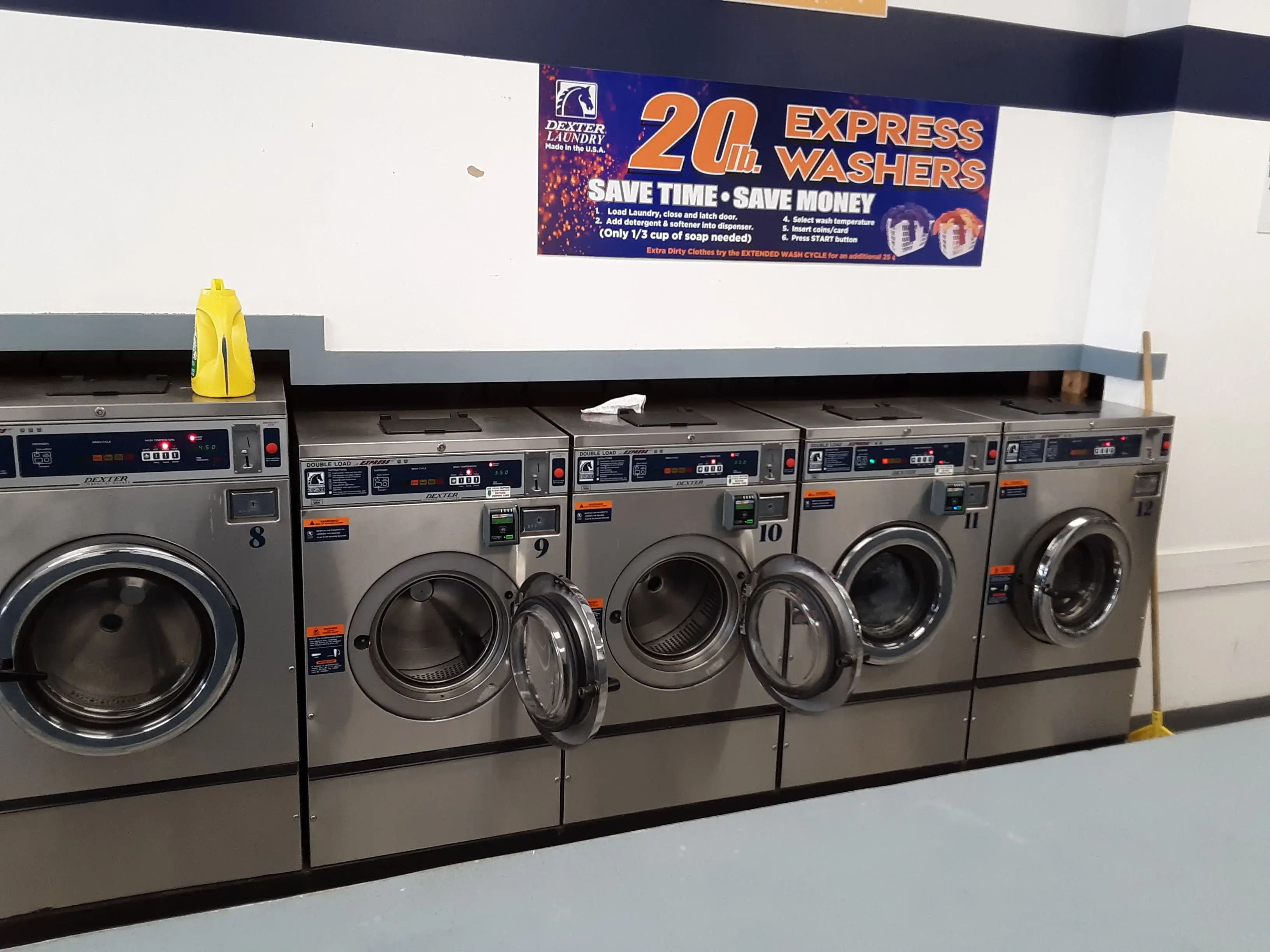Plaza Laundry - Image 17