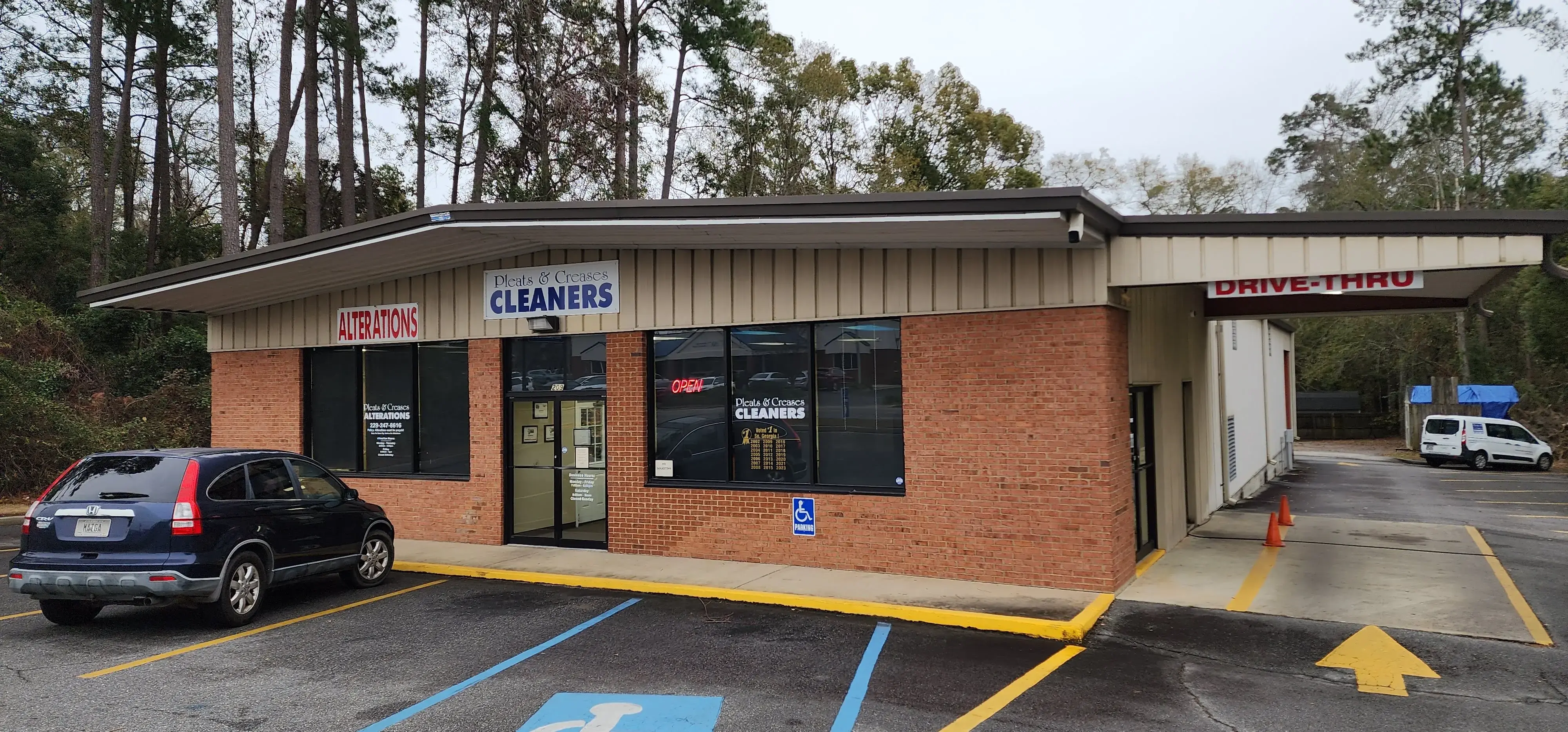 Pleats and Creases Dry Cleaners and Laundry - Image 7