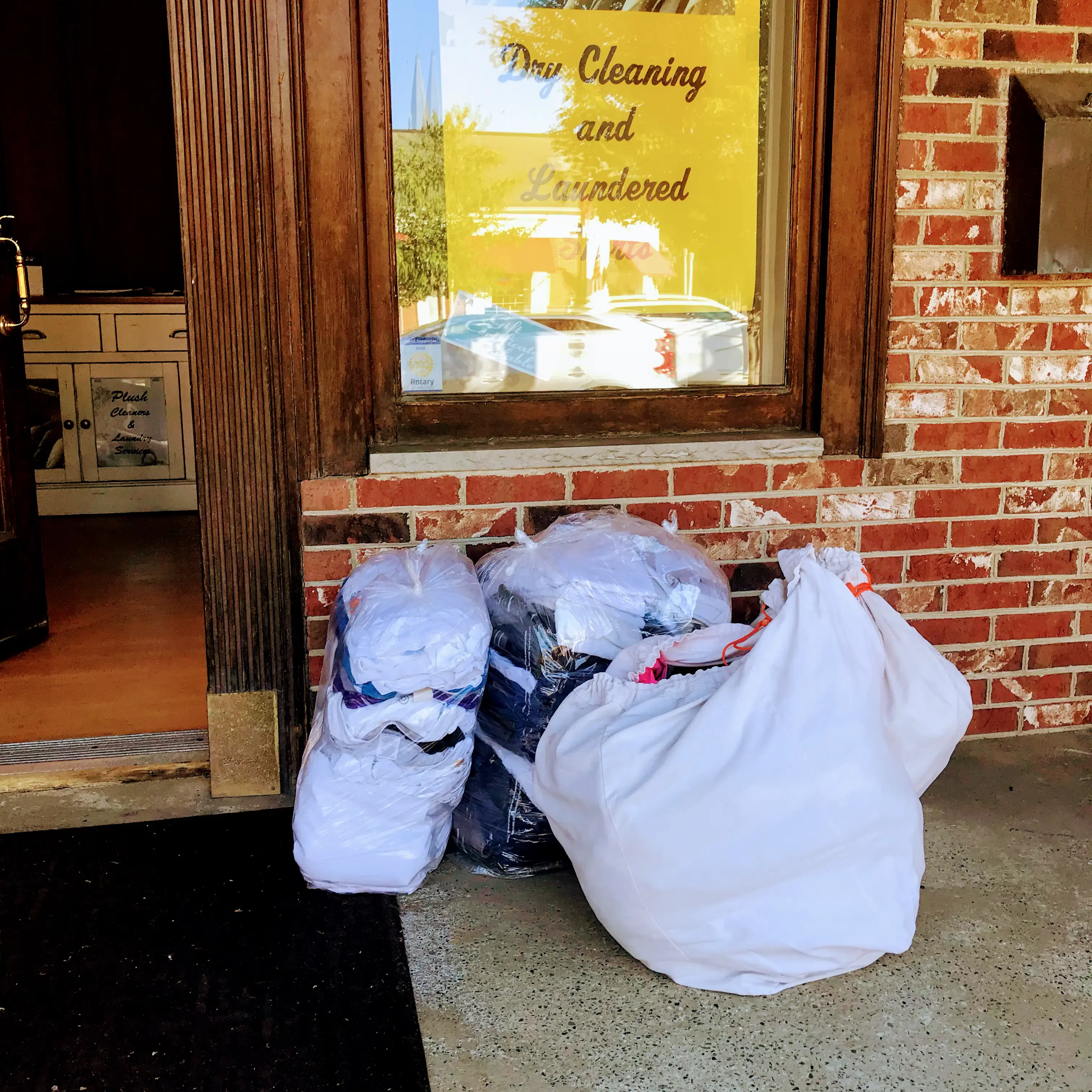 Plush Cleaners & Laundry Service LLC - Image 4