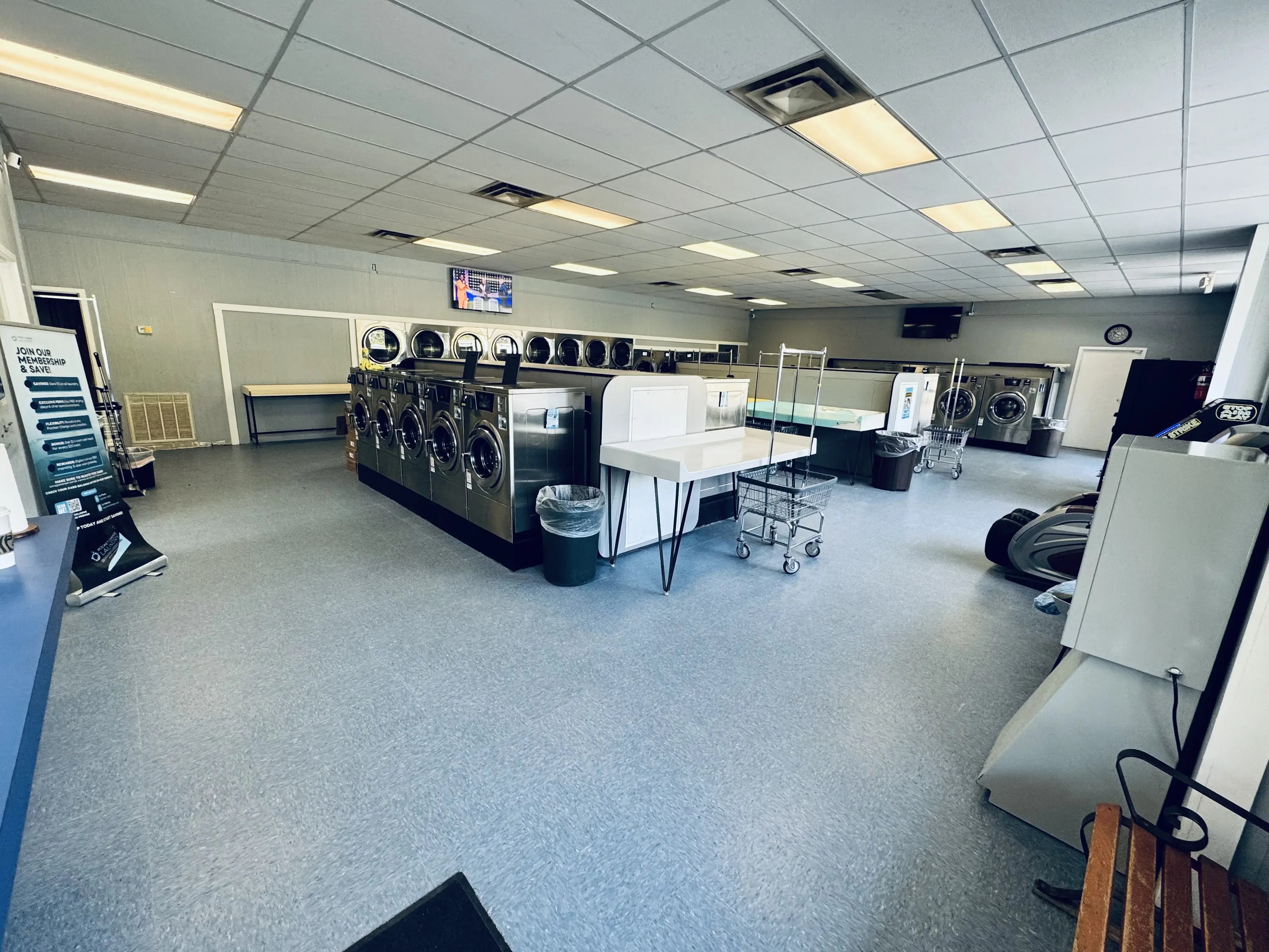 Pocket Change Laundry - Image 9