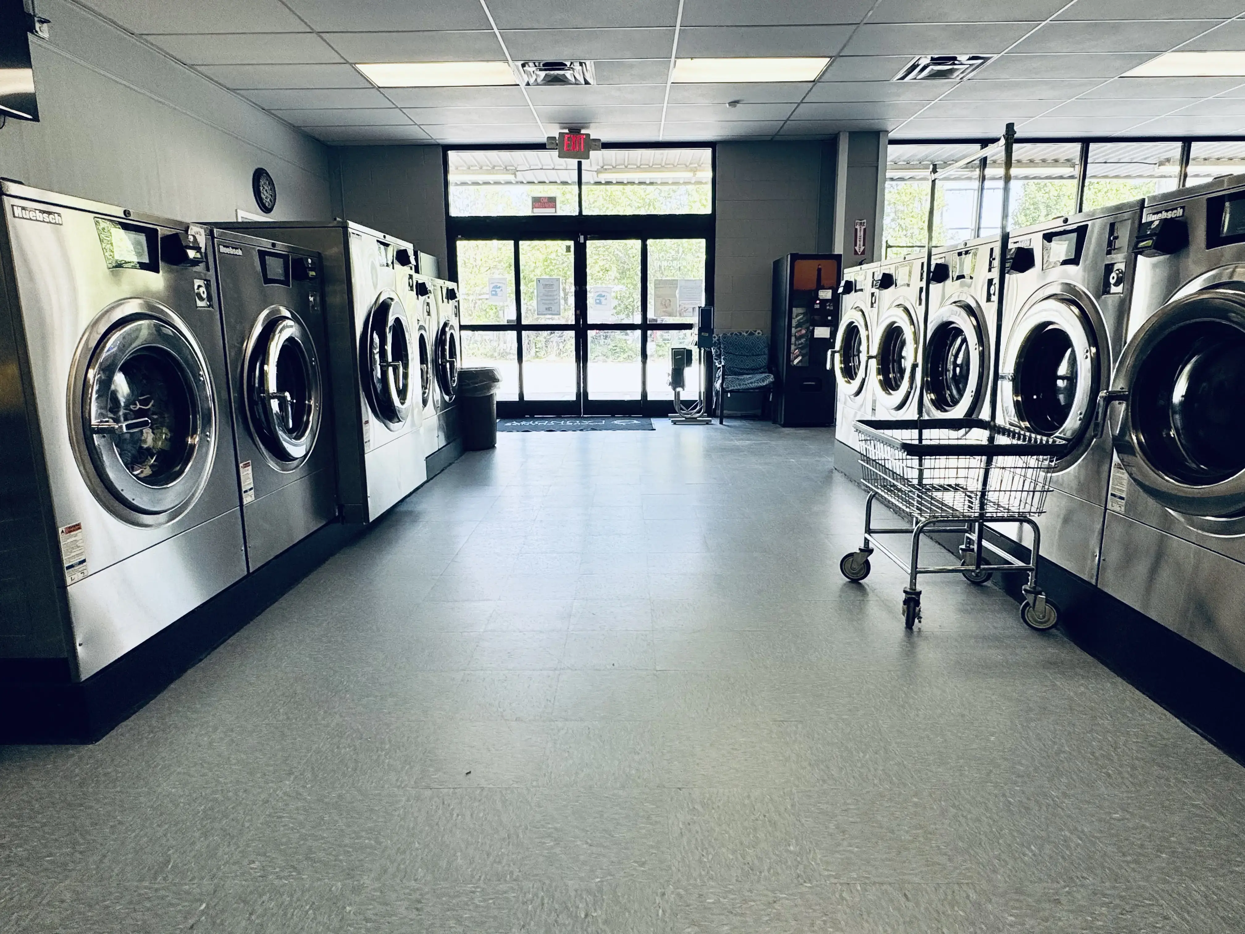 Pocket Change Laundry thumbnail 19