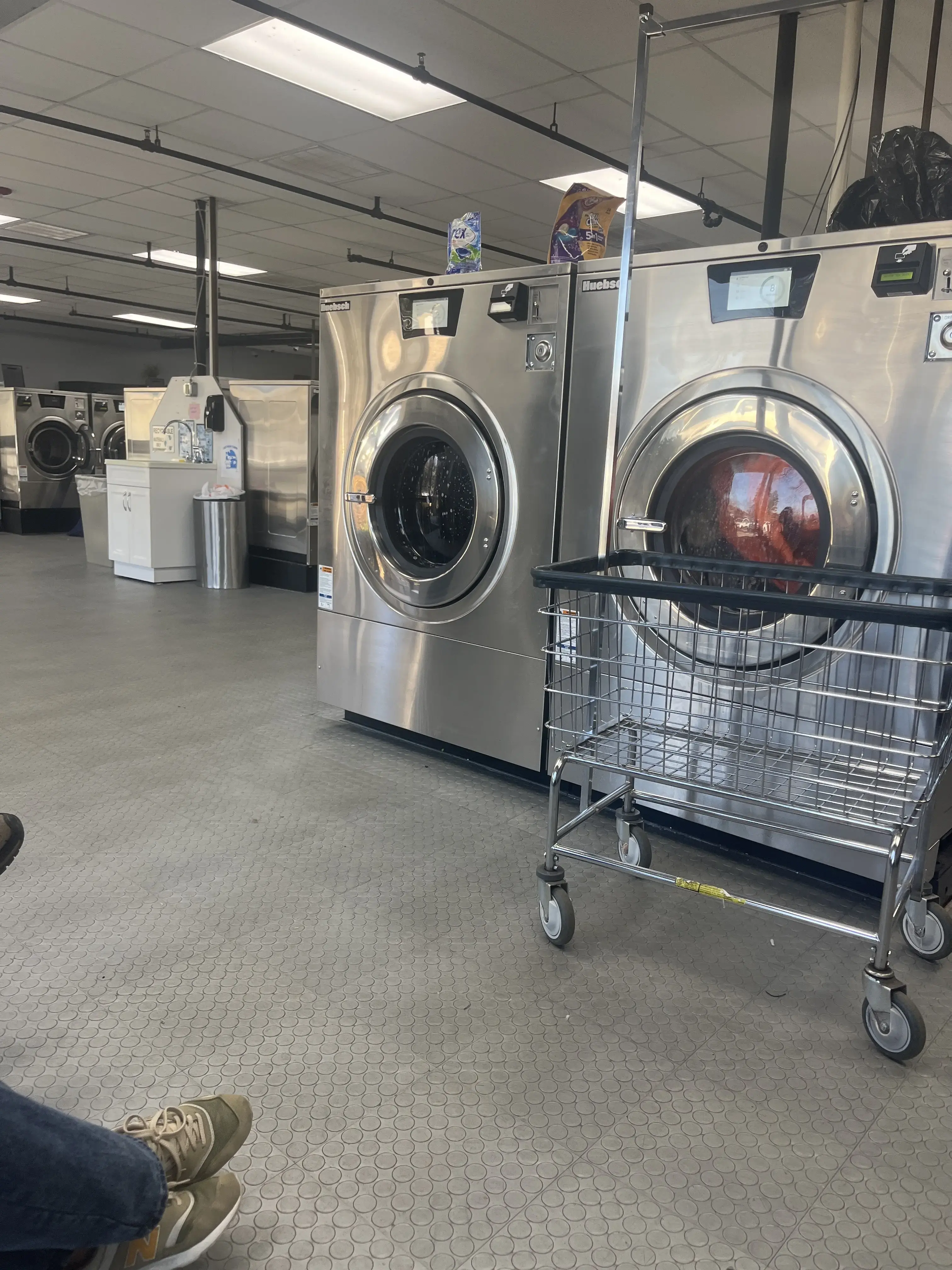 Pocket Change Laundry thumbnail 16