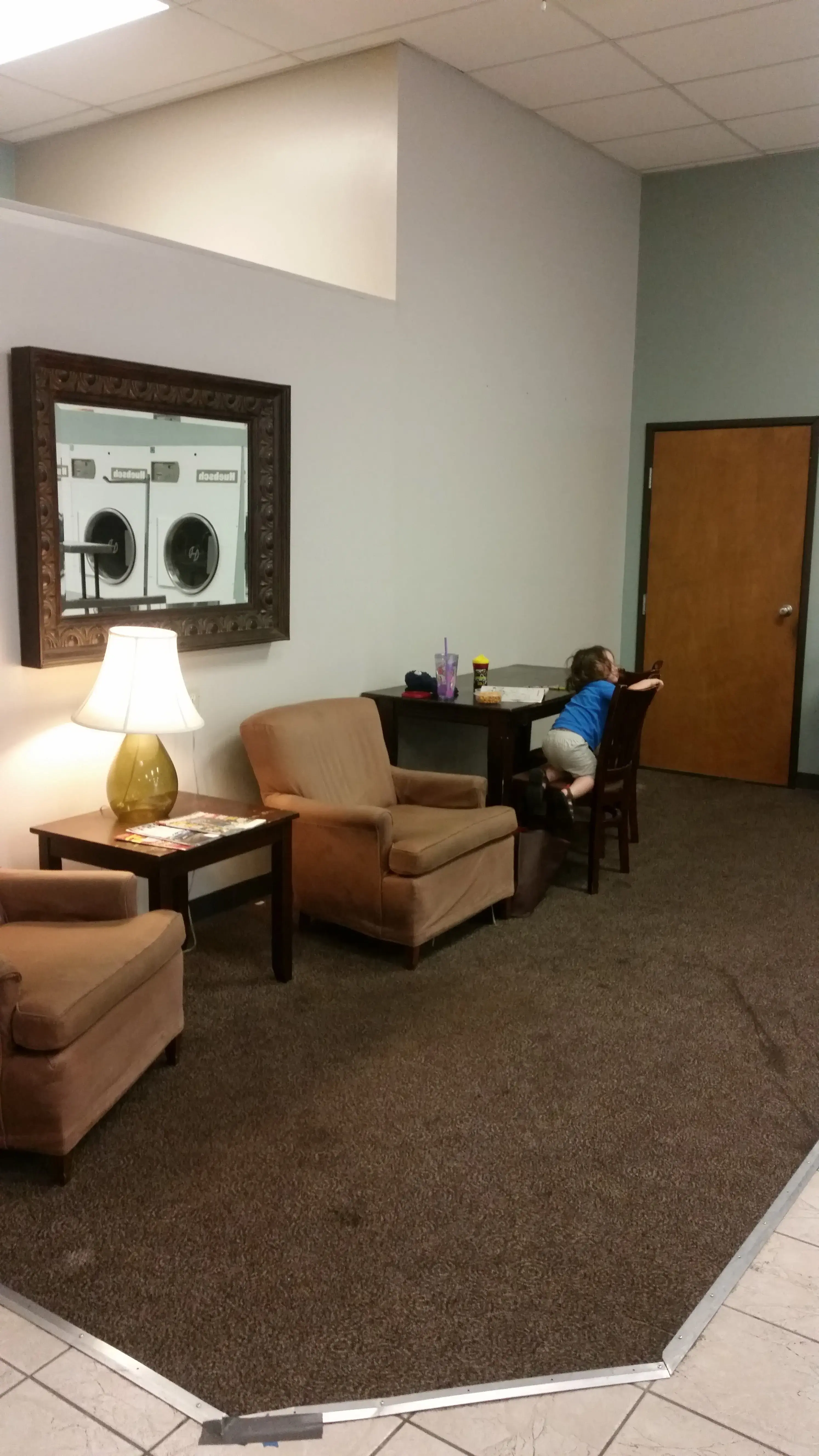 Point Laundry thumbnail 17