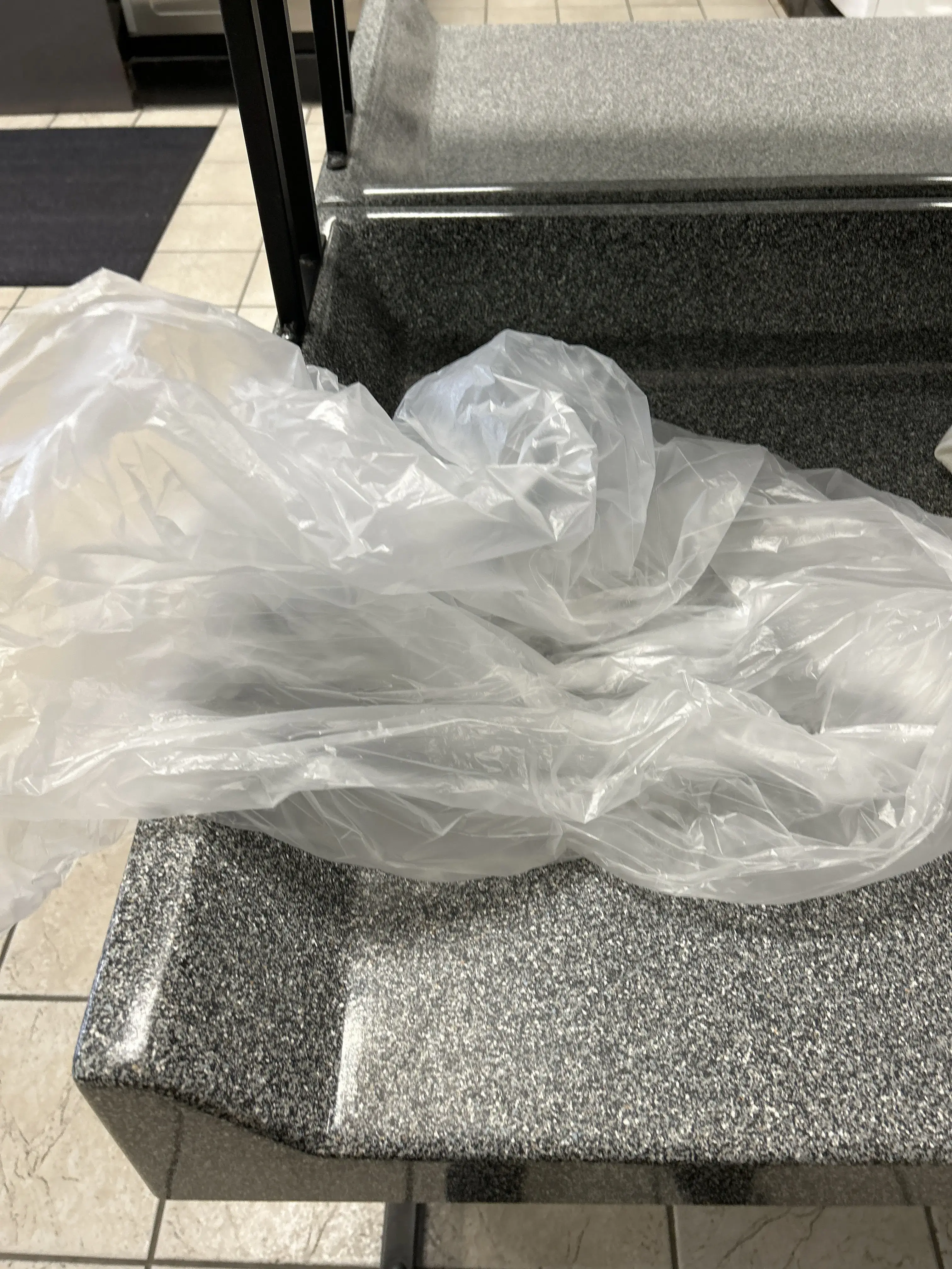 Point Laundry - Image 20