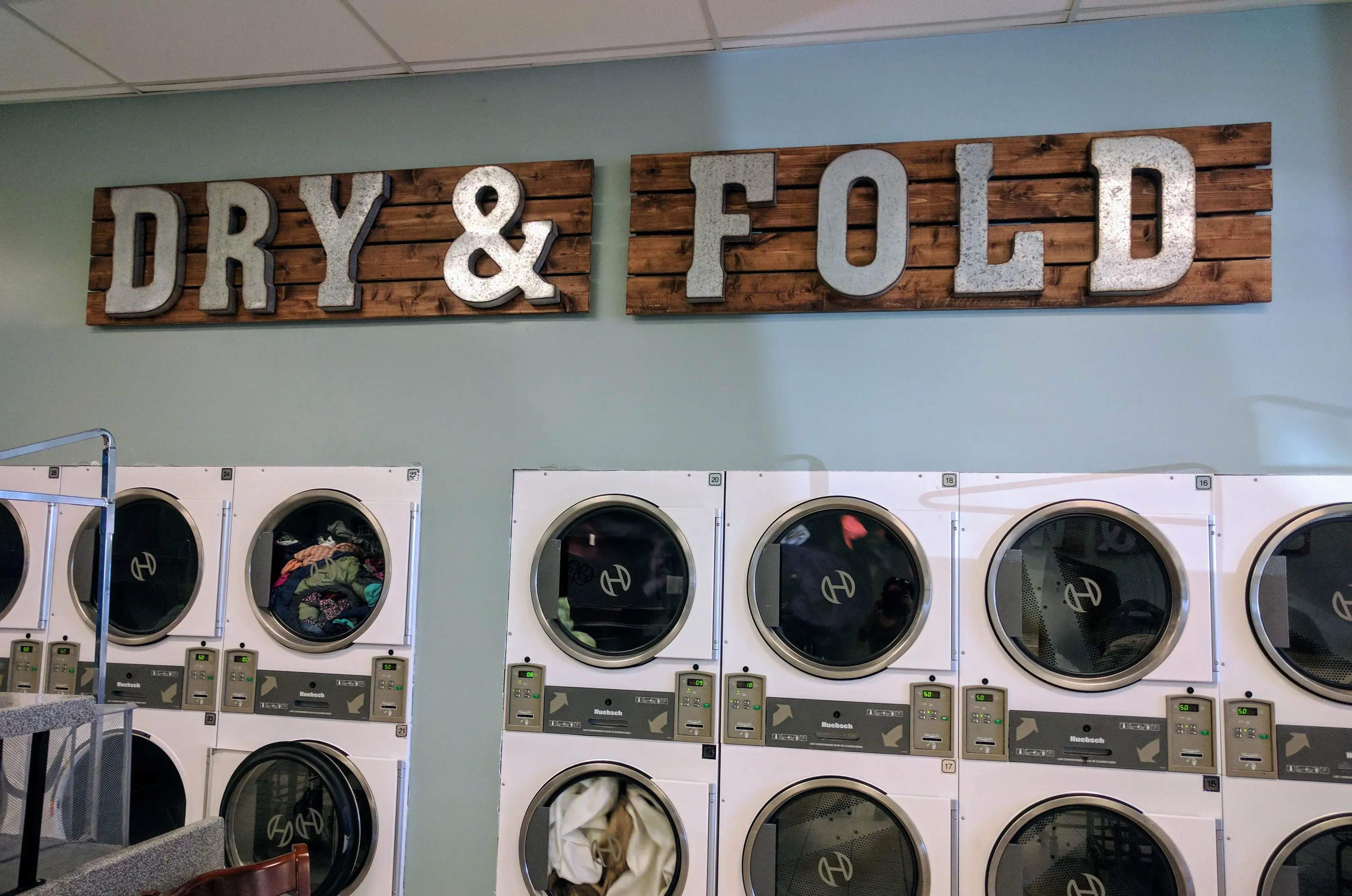 Point Laundry thumbnail 13