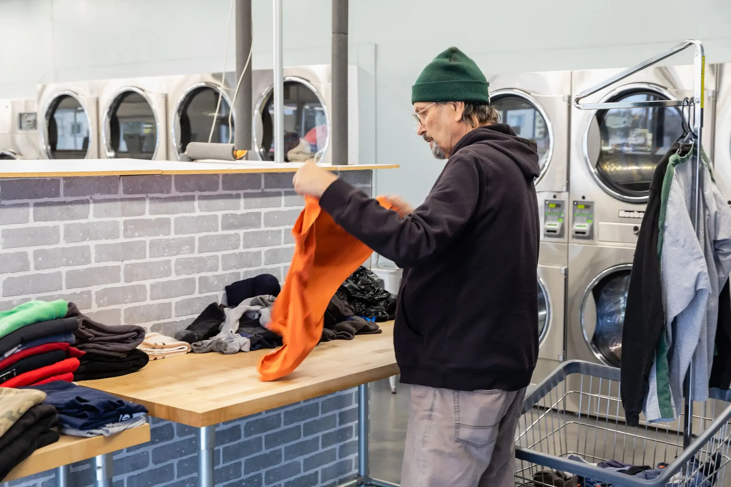 Point Laundry thumbnail 7