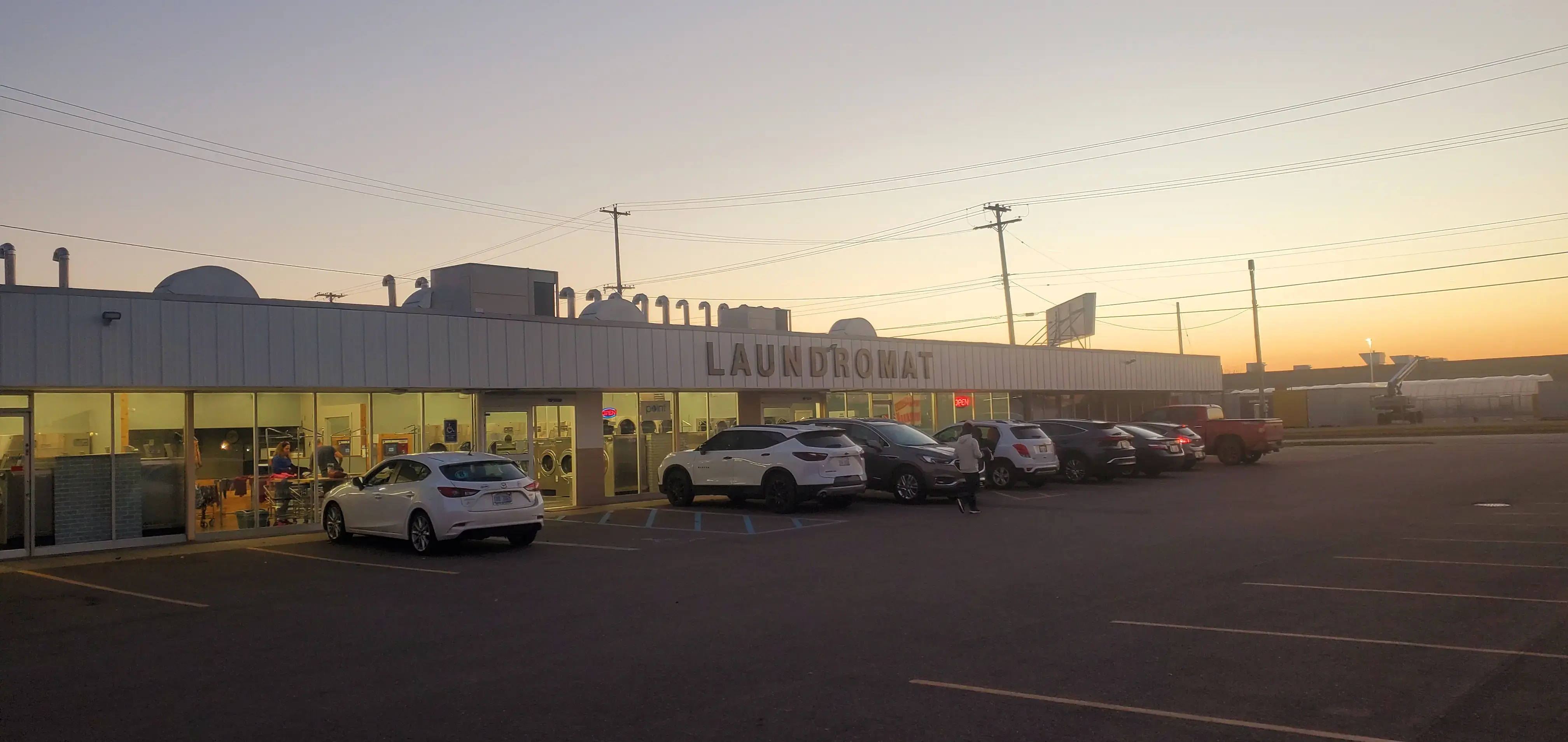 Point Laundry thumbnail 5