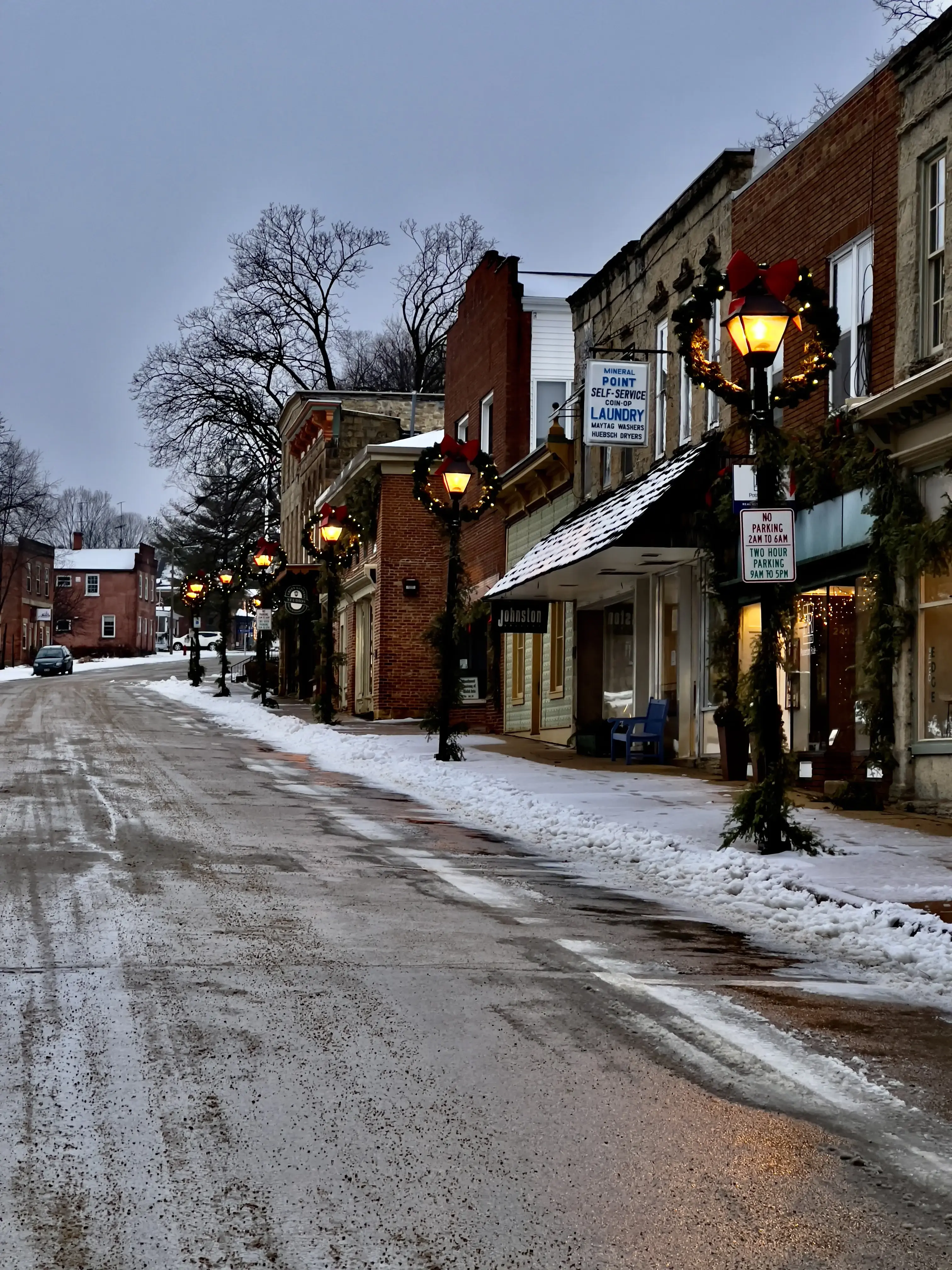 Point Laundry thumbnail 6