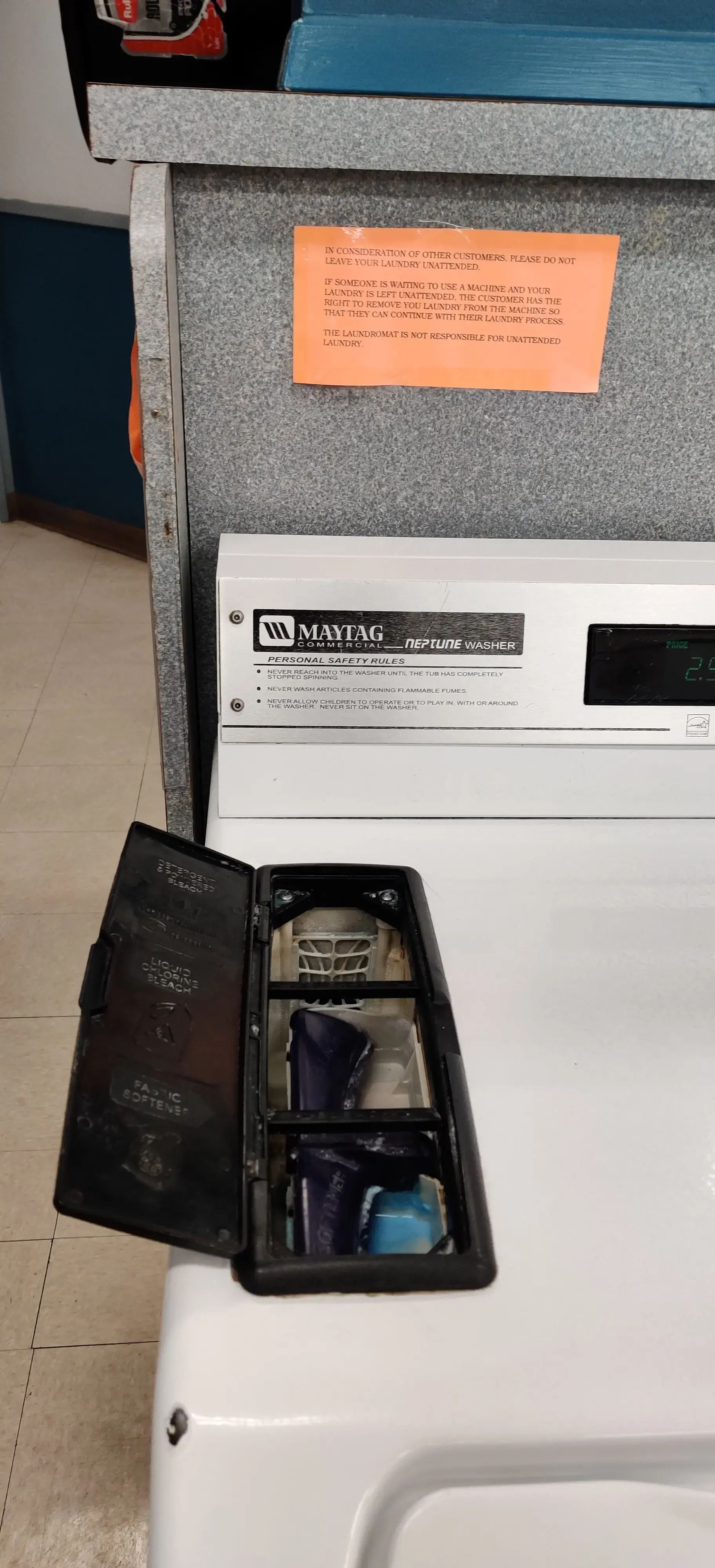 Point Loma Coin Laundry thumbnail 15