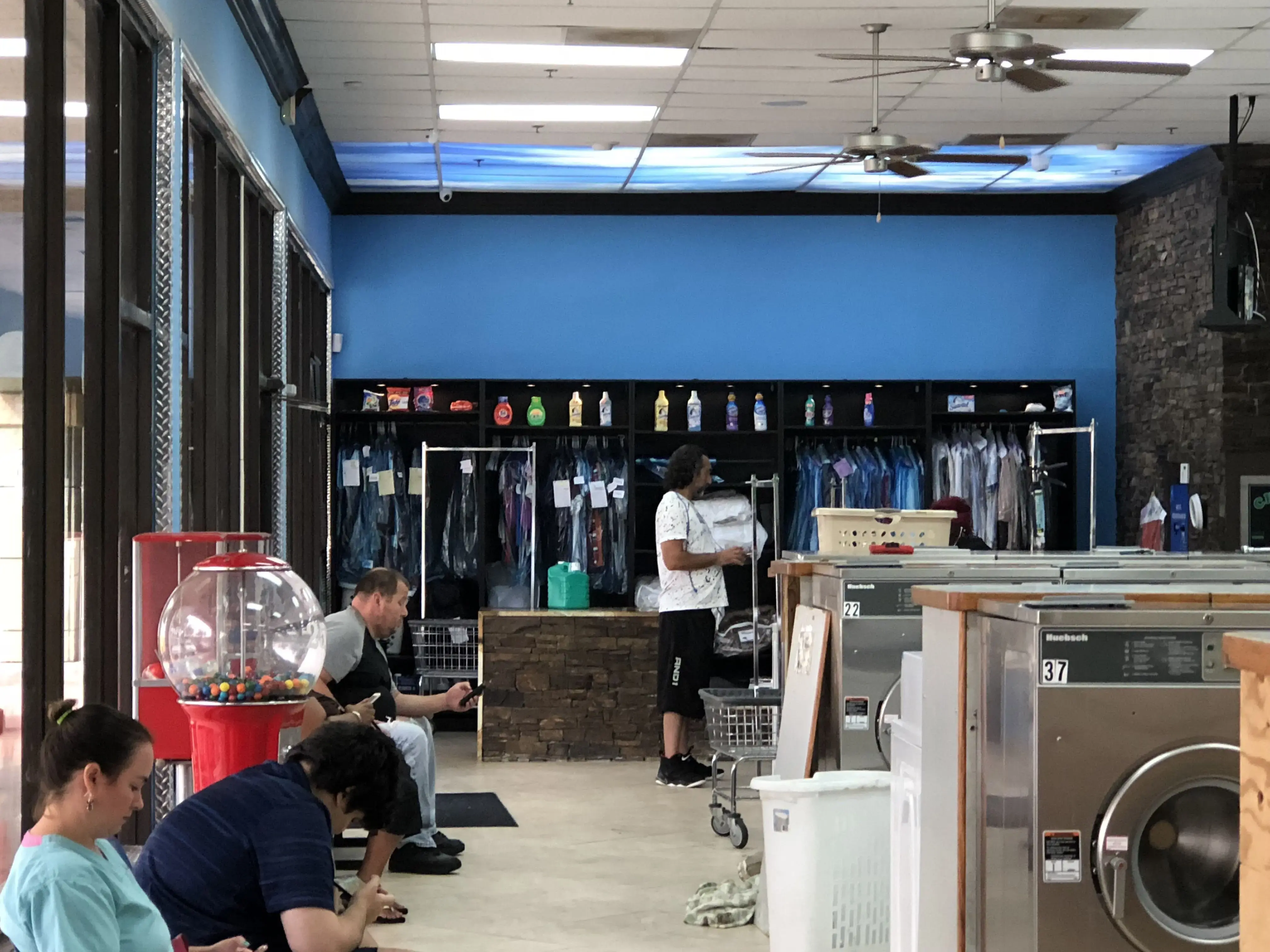 Polo Grounds Coin Laundry thumbnail 2