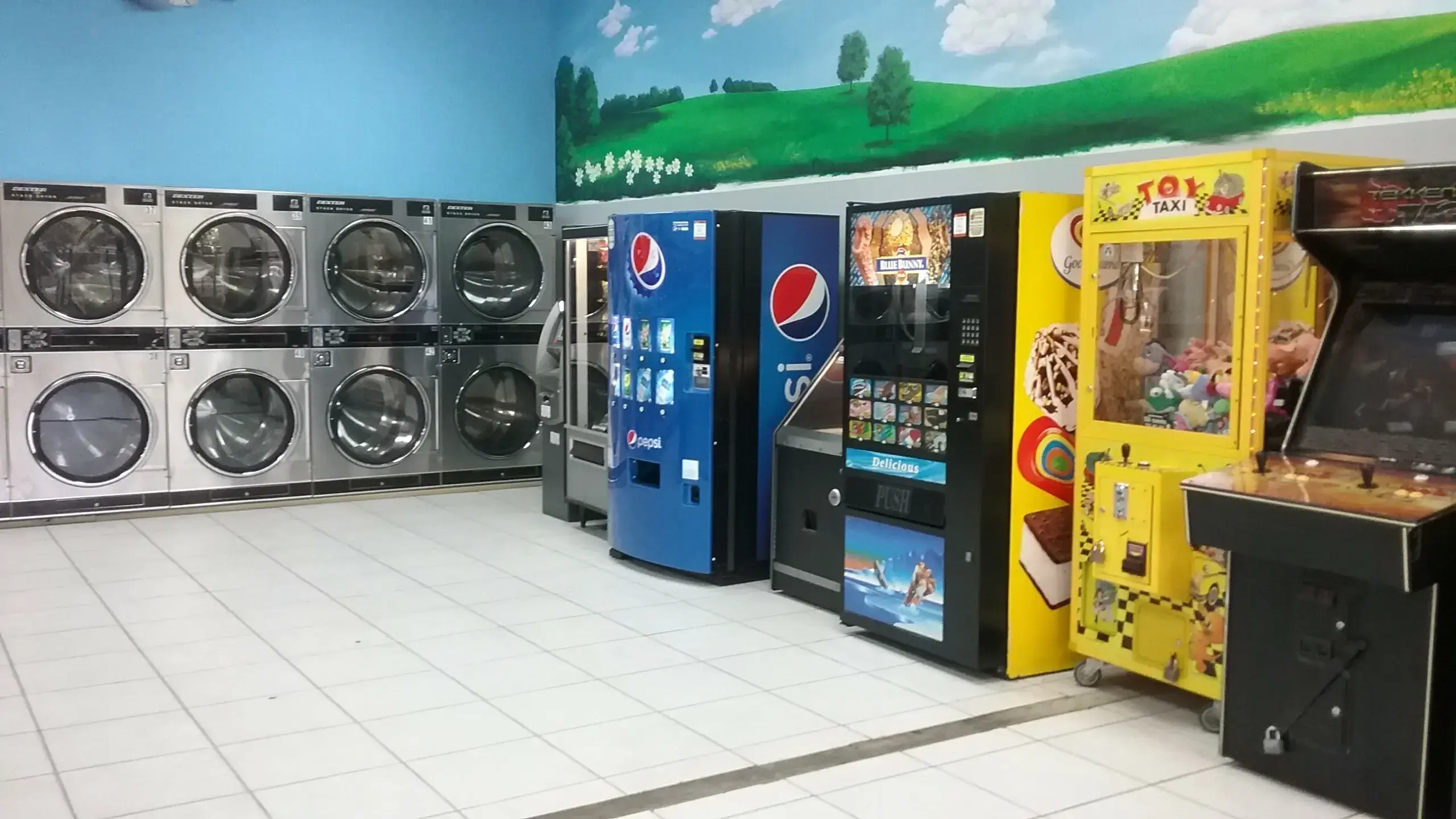 Polo Grounds Coin Laundry thumbnail 9