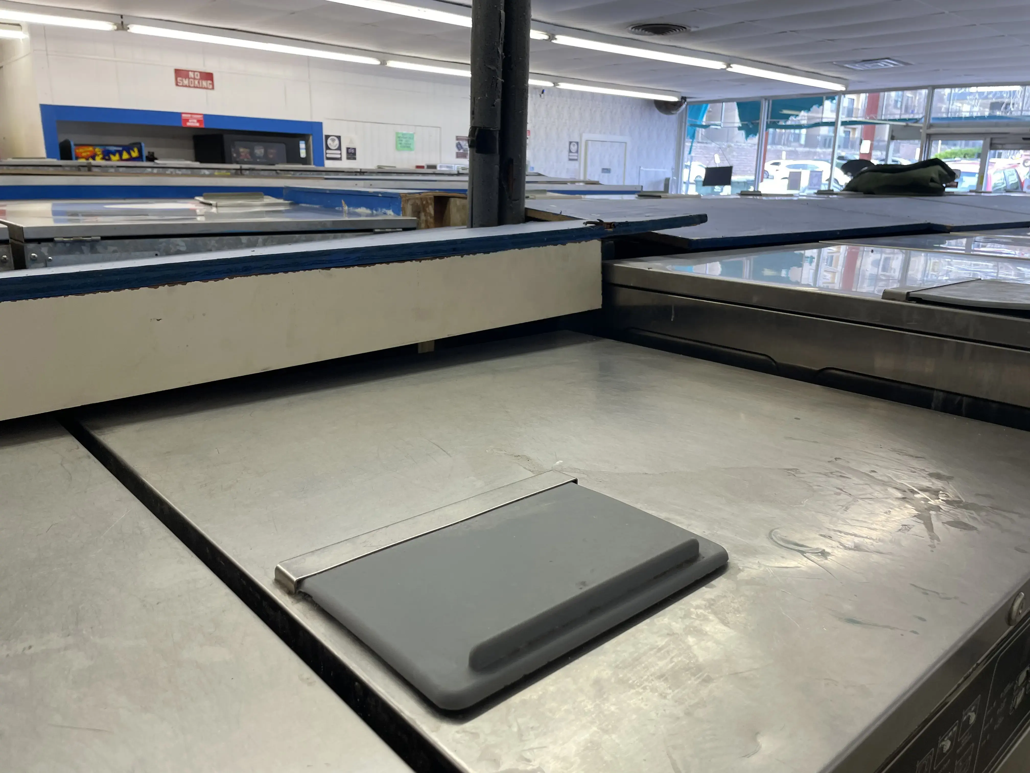 Poly-Clean Center Laundry (re-named Steel Drum II Laundry and under new management)) - Image 2