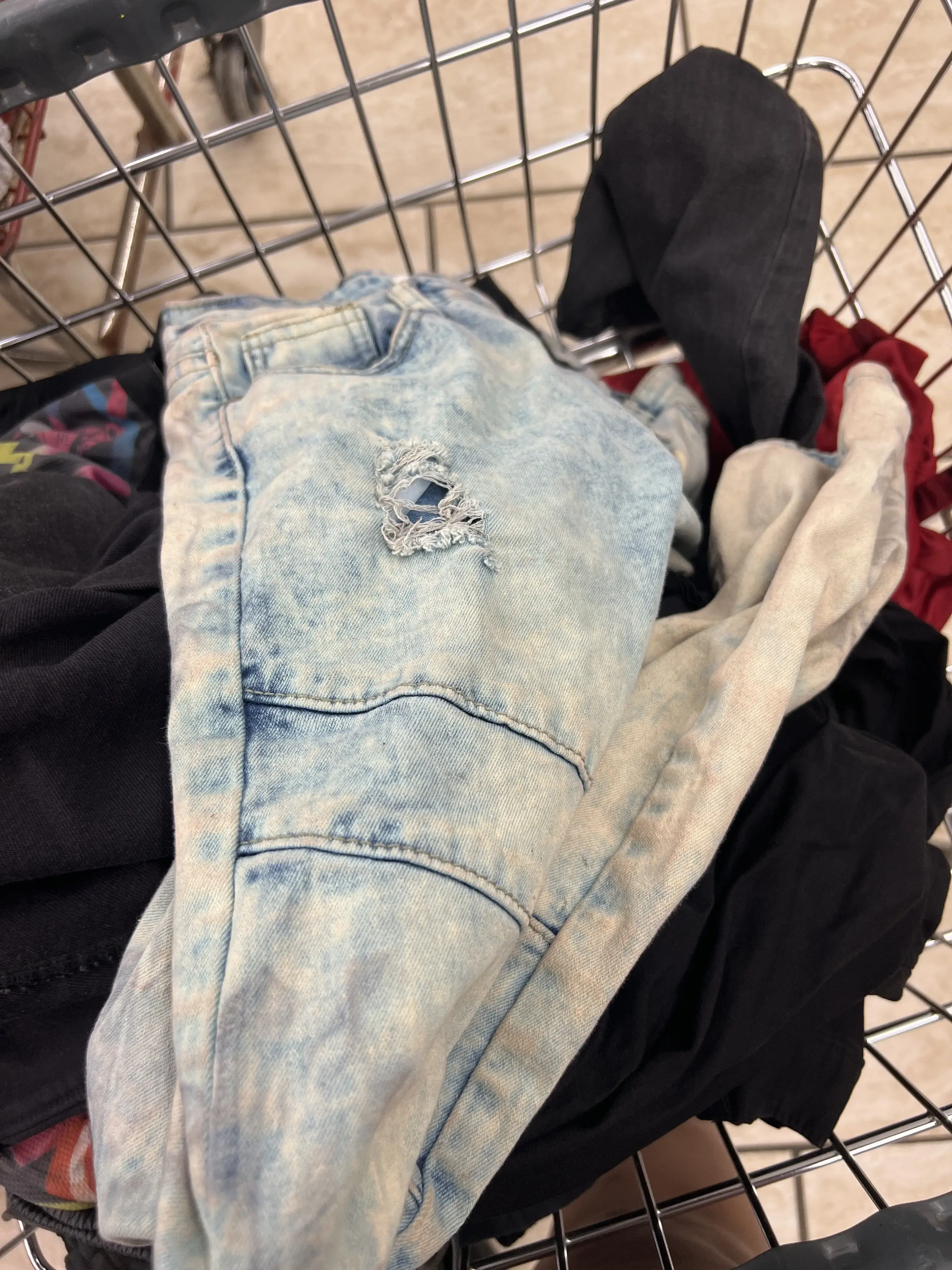 Poly-Clean Center Laundry (re-named Steel Drum II Laundry and under new management)) - Image 15