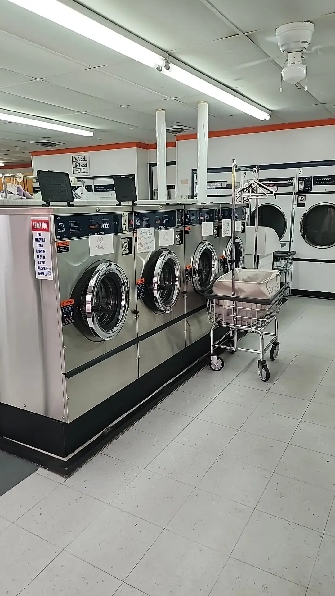 Poly Clean Full Service Laundromat - Image 13