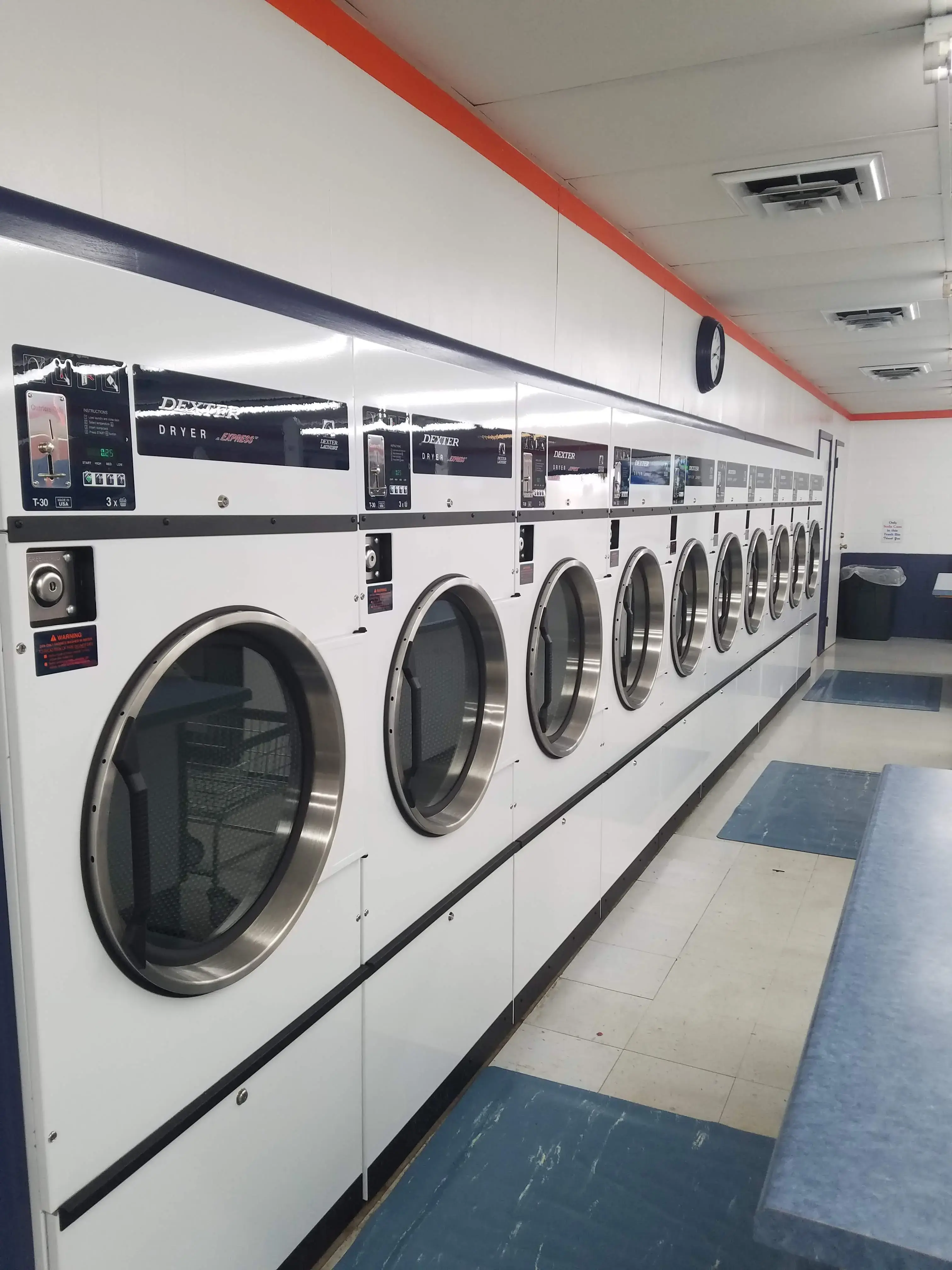 Poly Clean Full Service Laundromat - Image 17