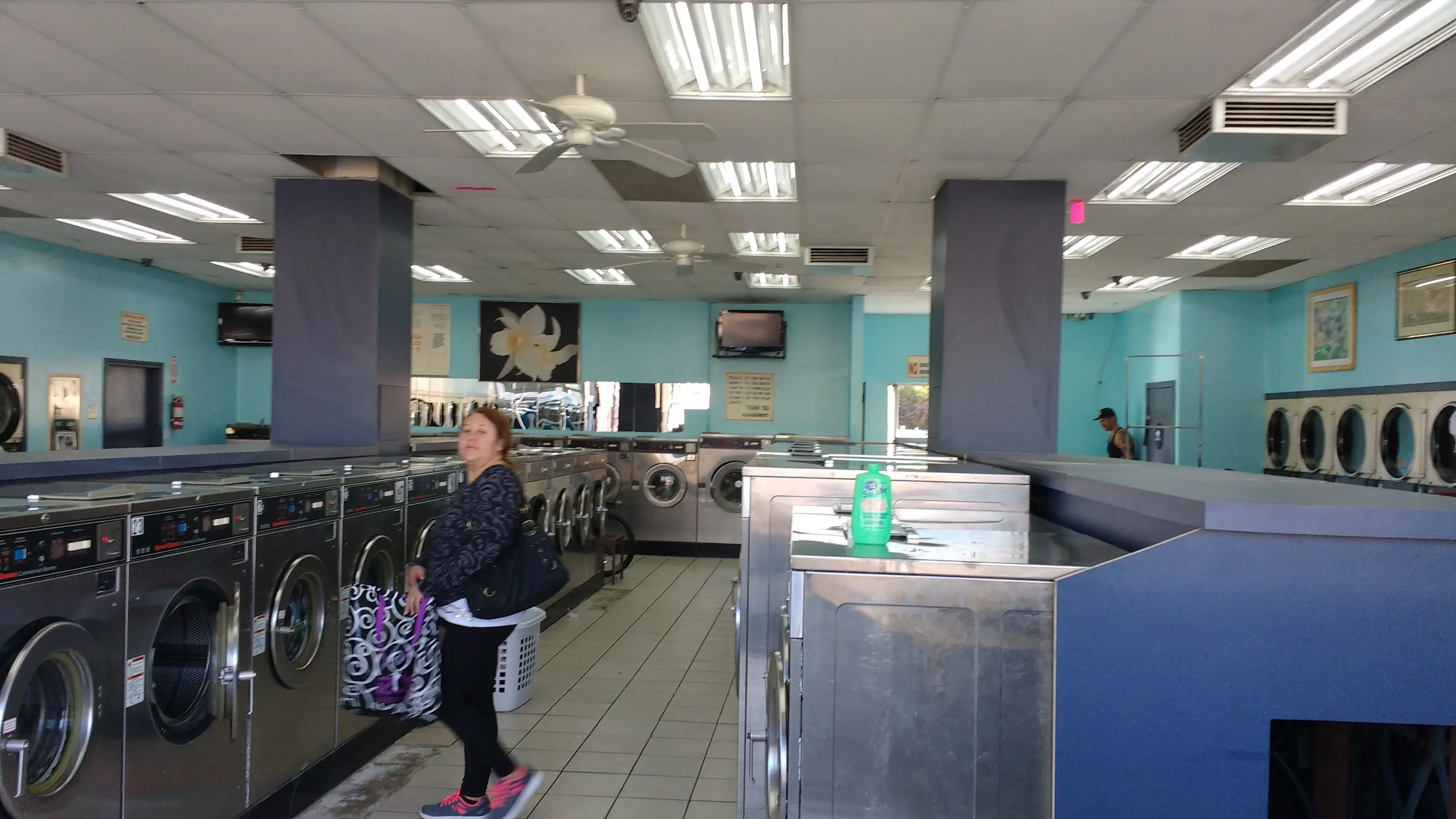 Pomona Coin Laundry location