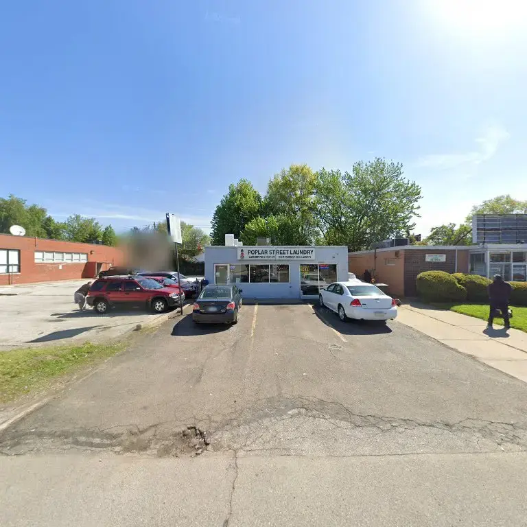 Poplar Street Laundry thumbnail 20