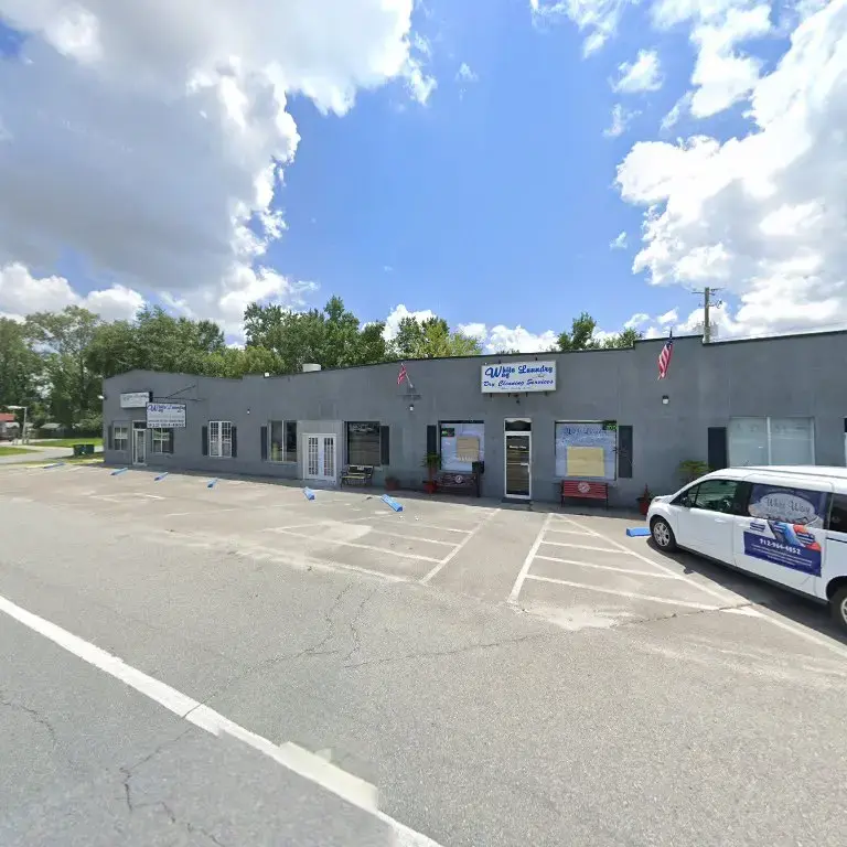 Port city laundry - Image 19