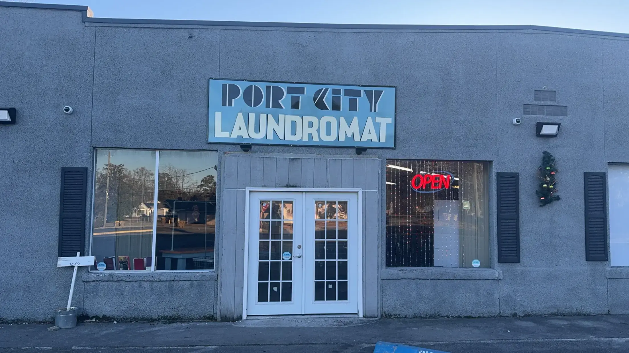 Port city laundry thumbnail 5