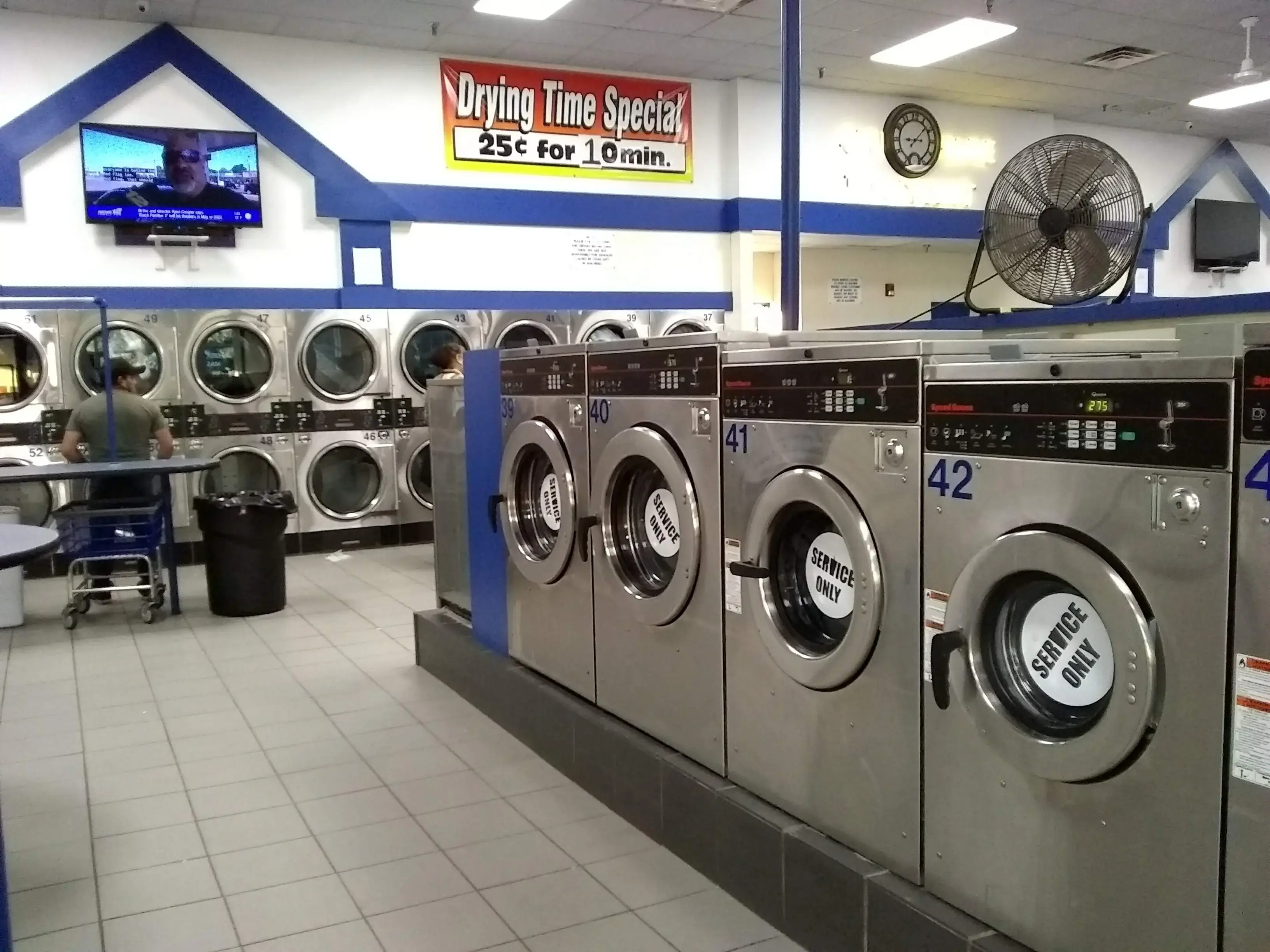 Port Jefferson Launder Center location