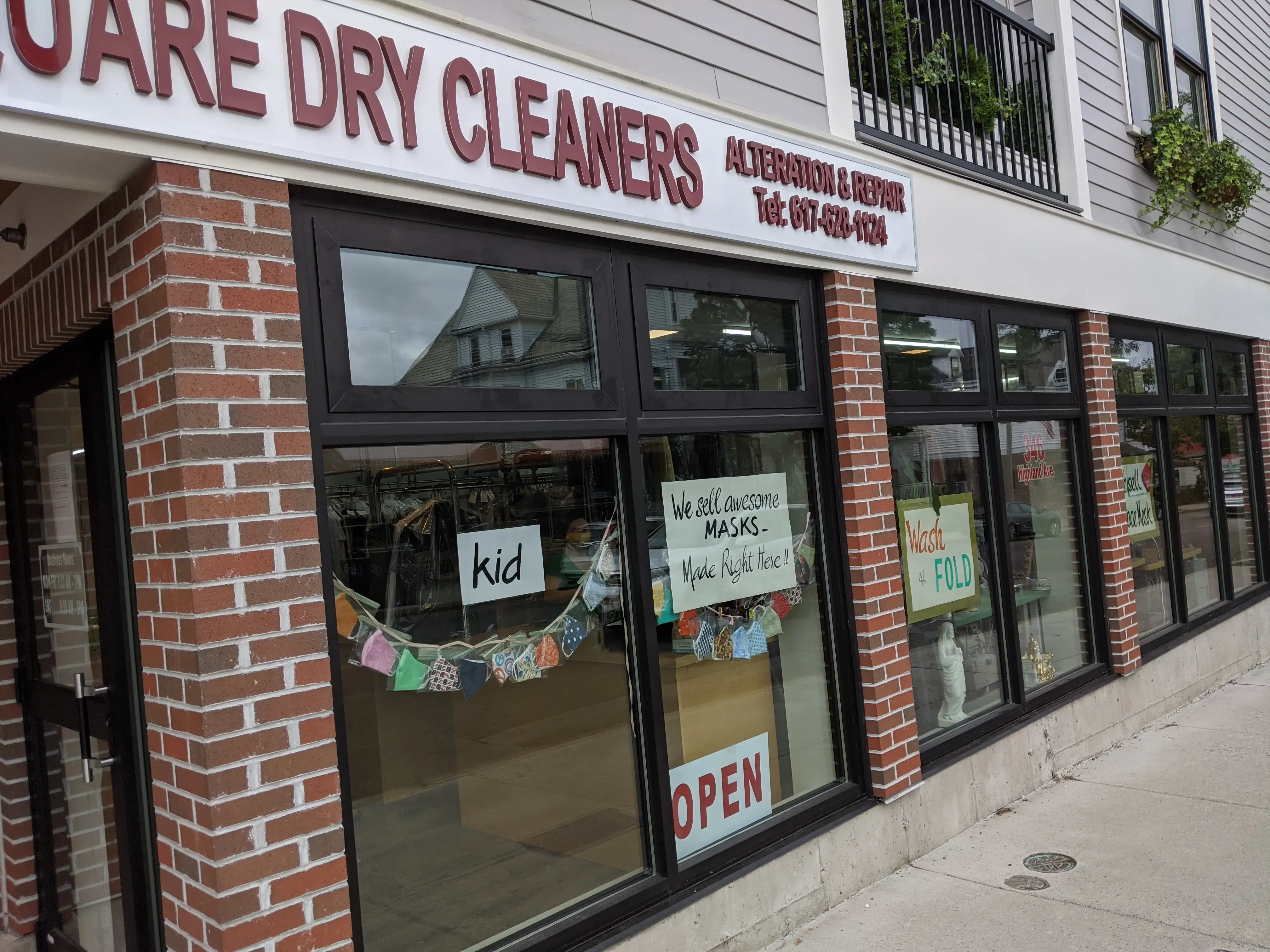 Porter Square Dry Cleaners location