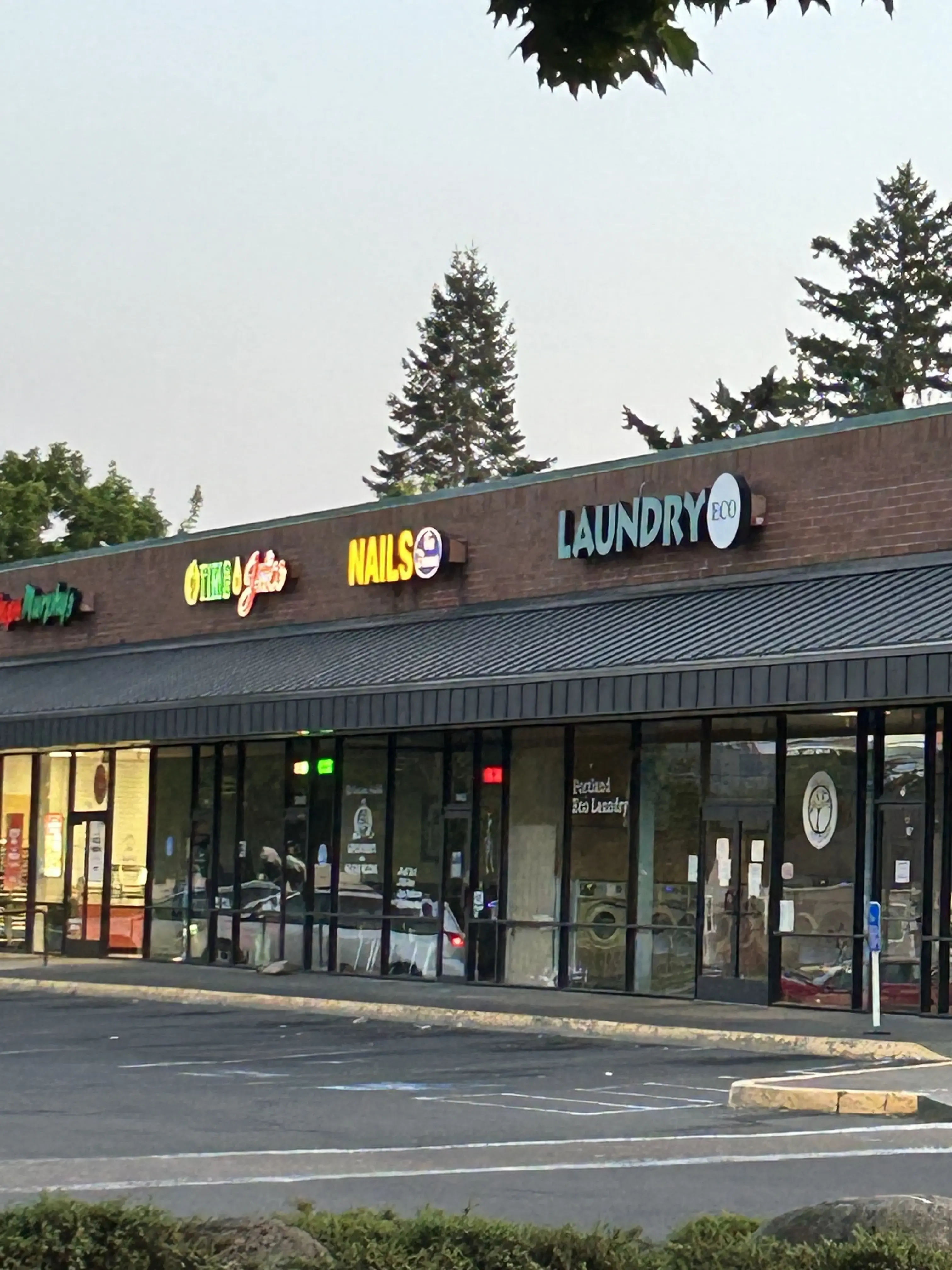 Portland eco laundry thumbnail 2