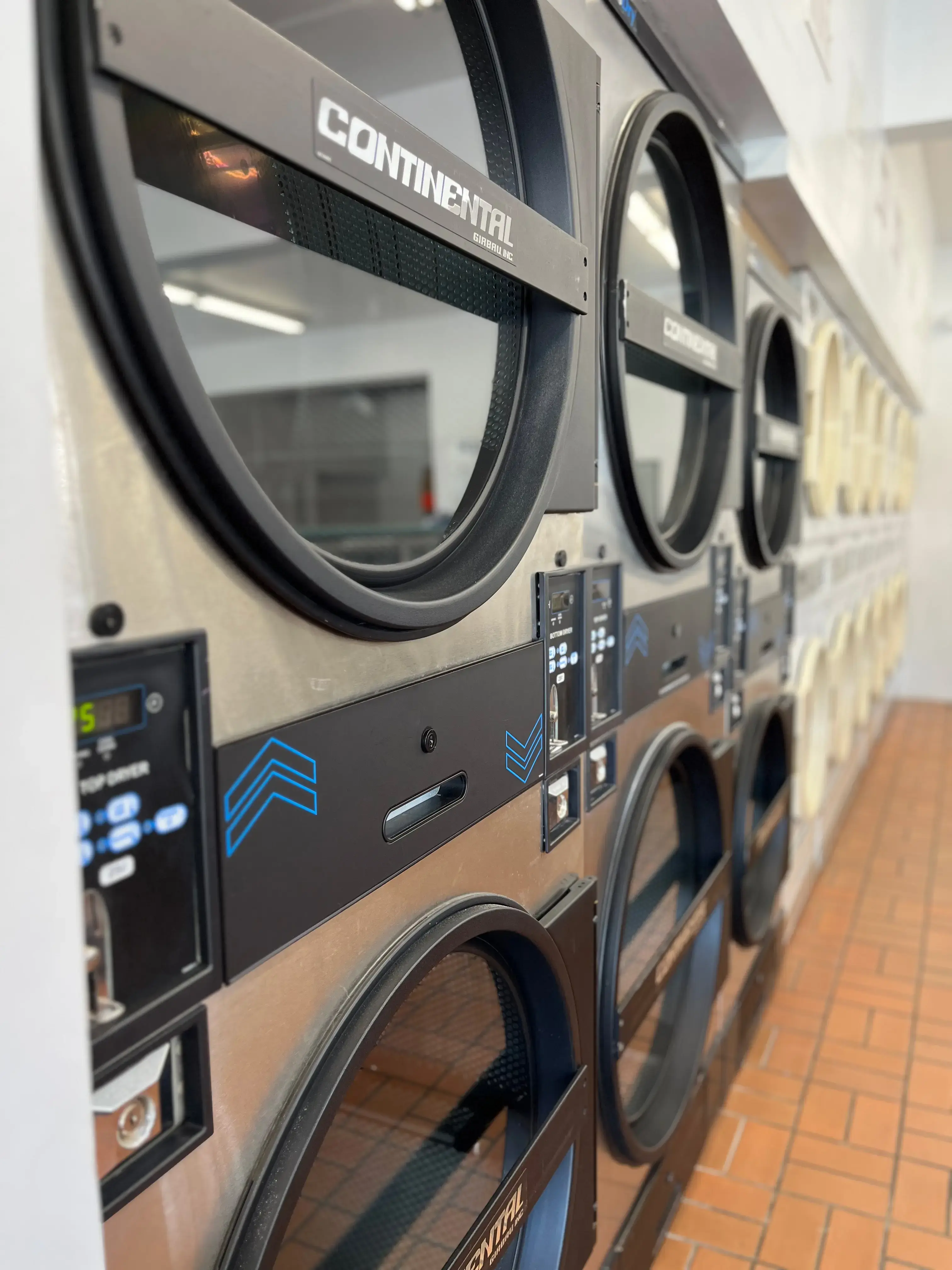 Portland Laundromat - Image 4