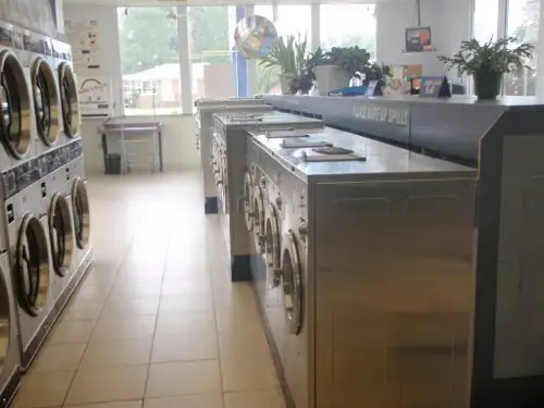 Portsmouth Momma's Laundry Land thumbnail 5