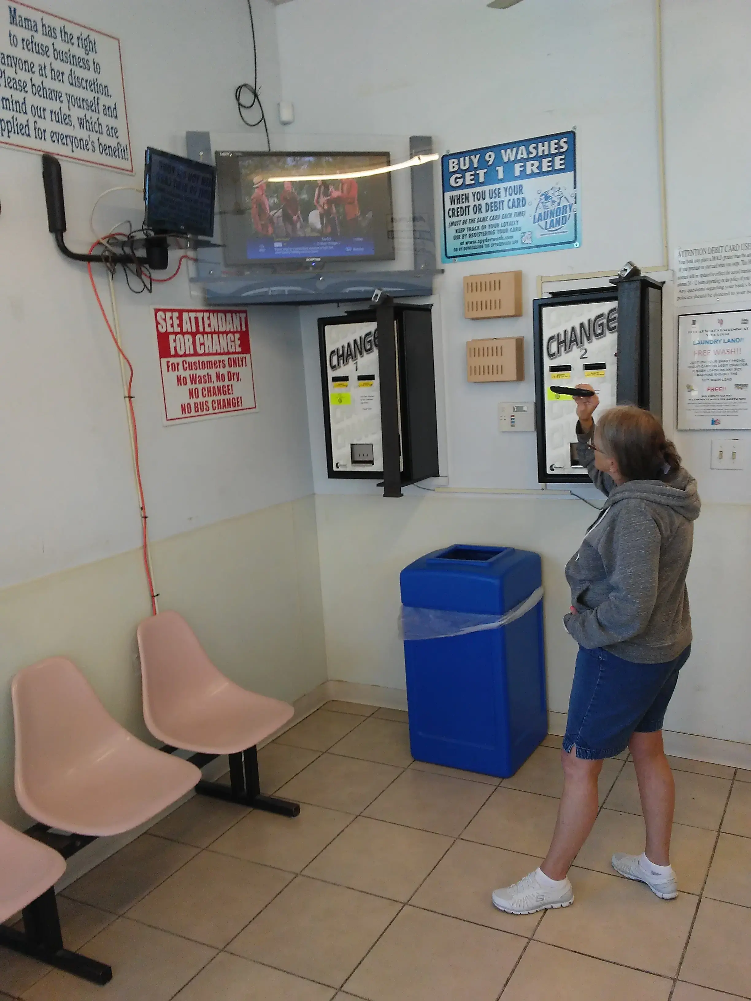 Portsmouth Momma's Laundry Land - Image 8