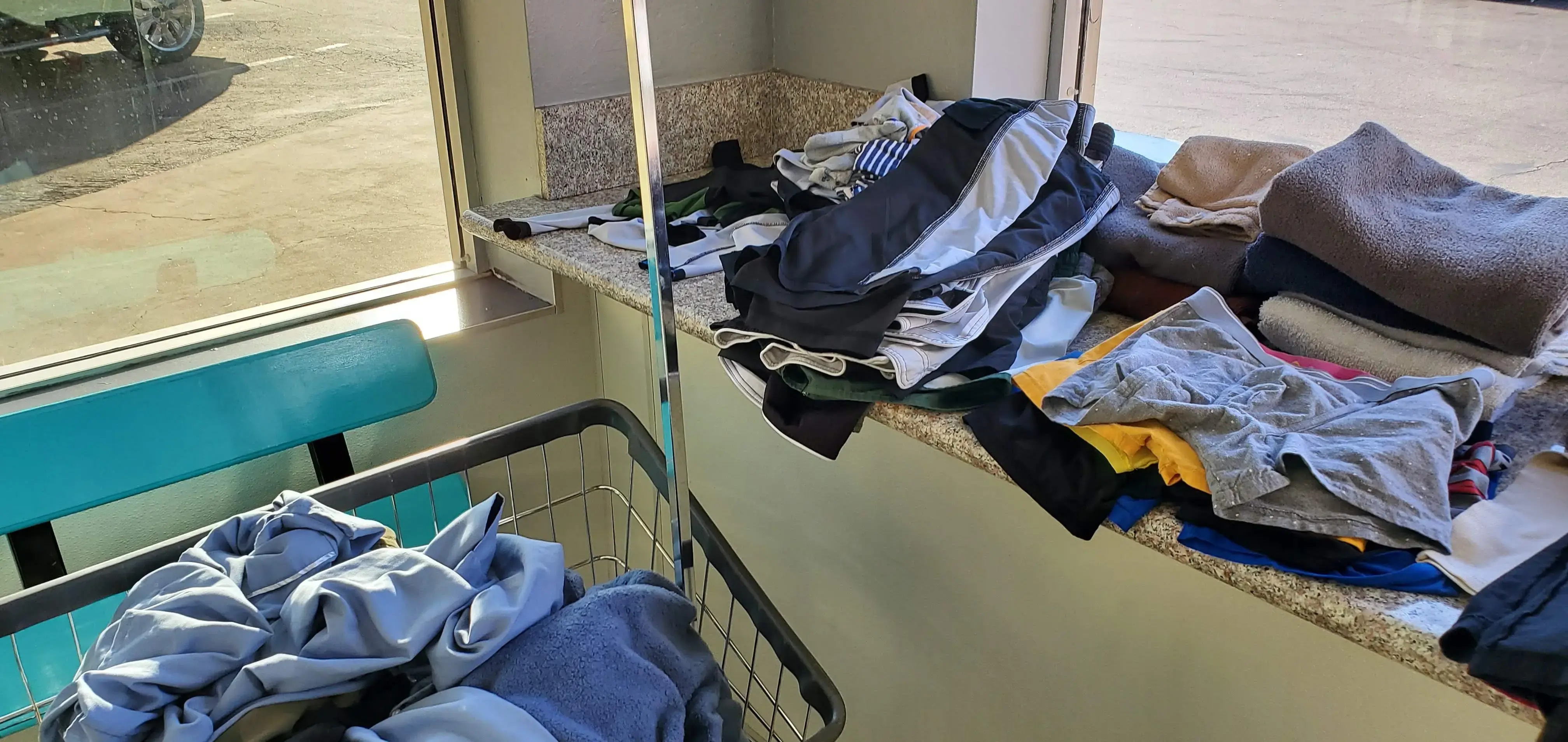 PoshWash Laundry - Image 10