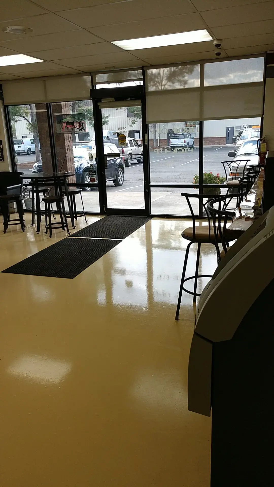 Poudre Laundromat thumbnail 17