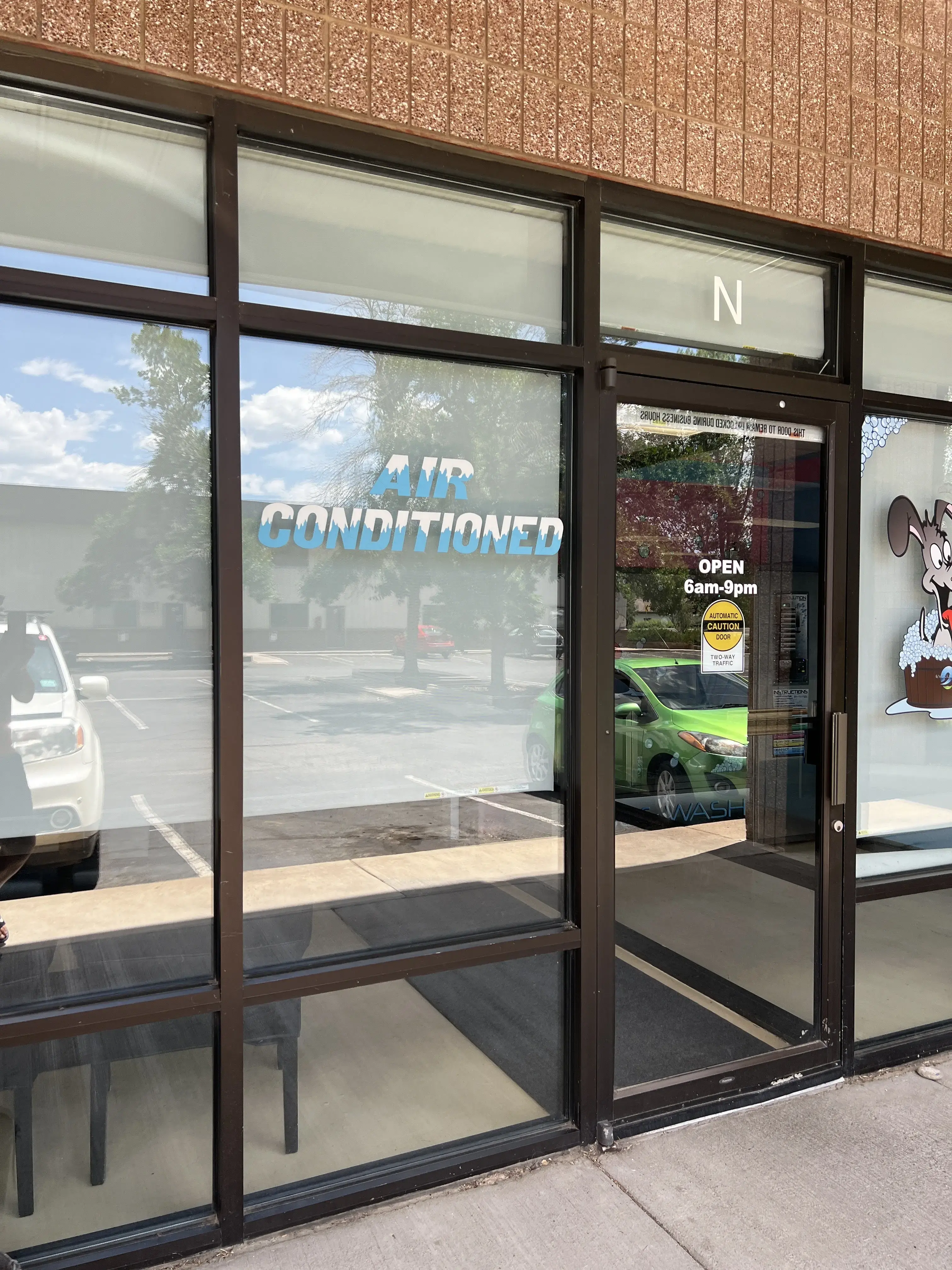 Poudre Laundromat thumbnail 10