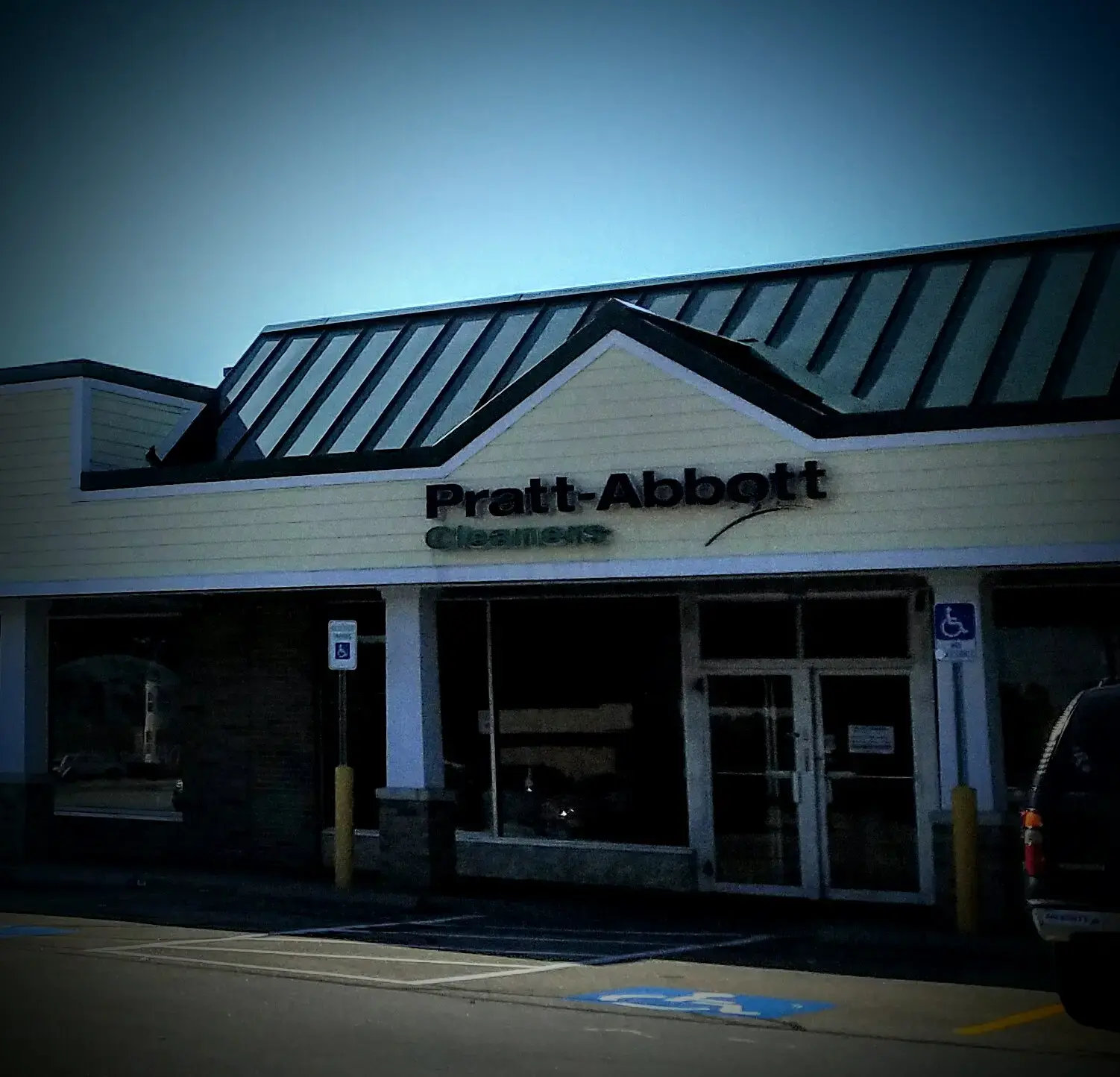 Pratt Abbott thumbnail 12