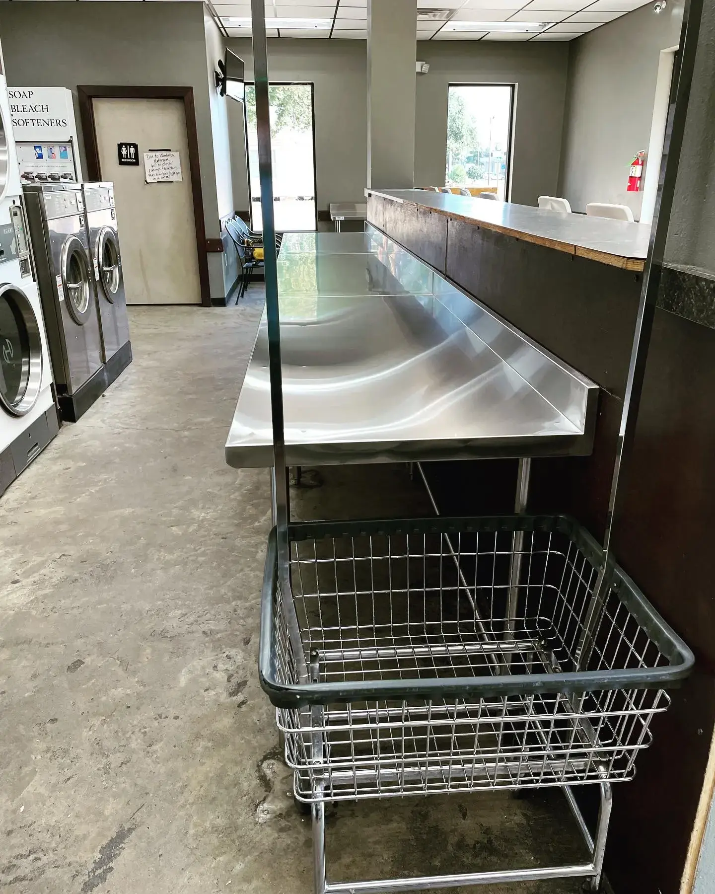 Precision Laundry thumbnail 4