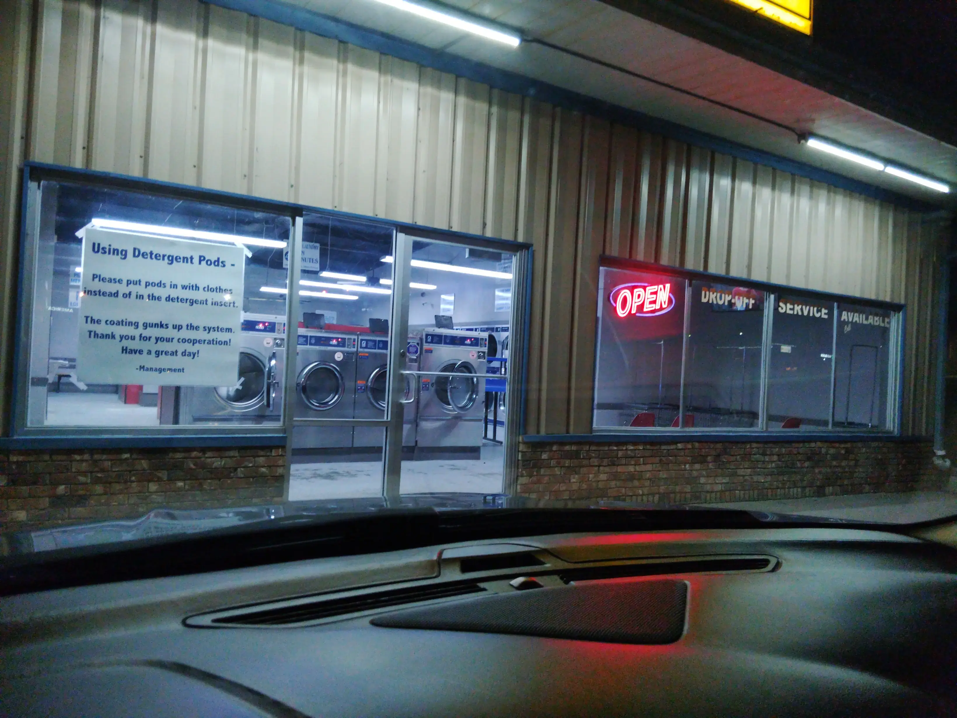 Premier Coin Laundry - Image 2