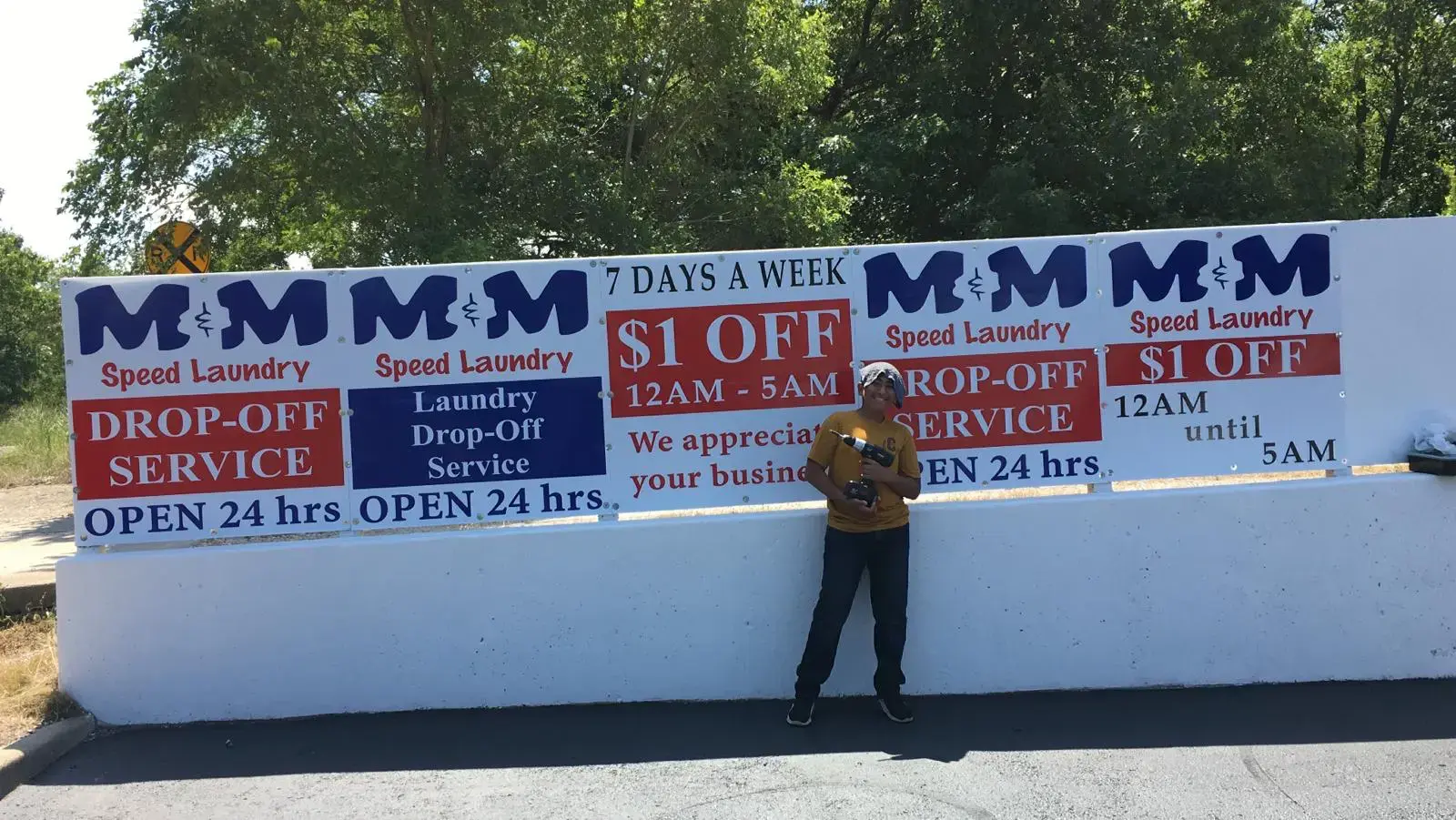 Premier Laundromat - Drop Off - Image 7