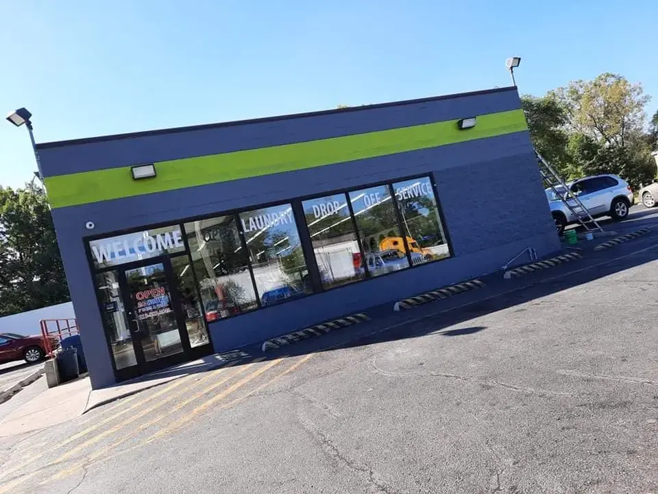 Premier Laundromat - Drop Off - Image 14