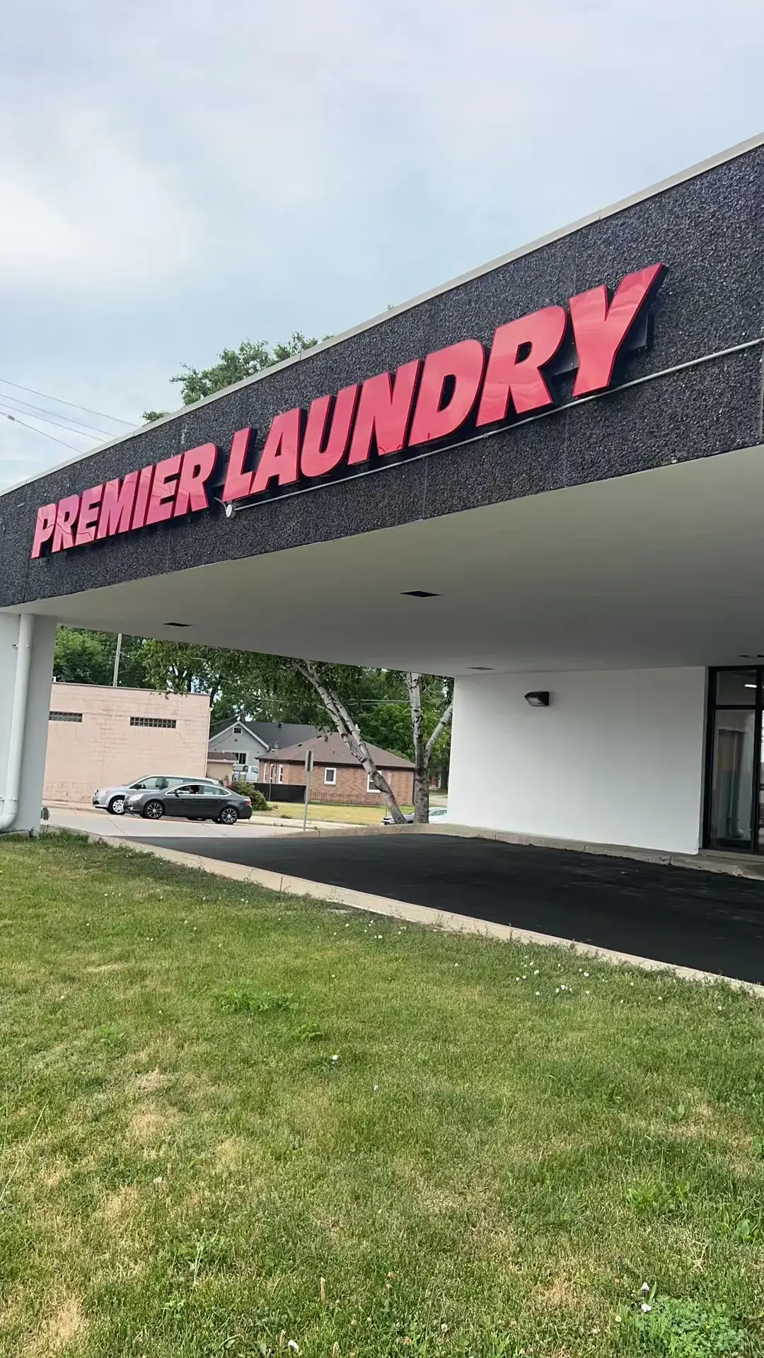 Premier Laundry location