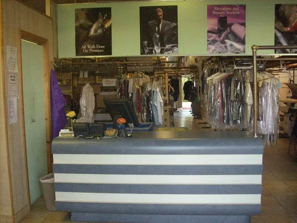 Press and Tailor - Image 13