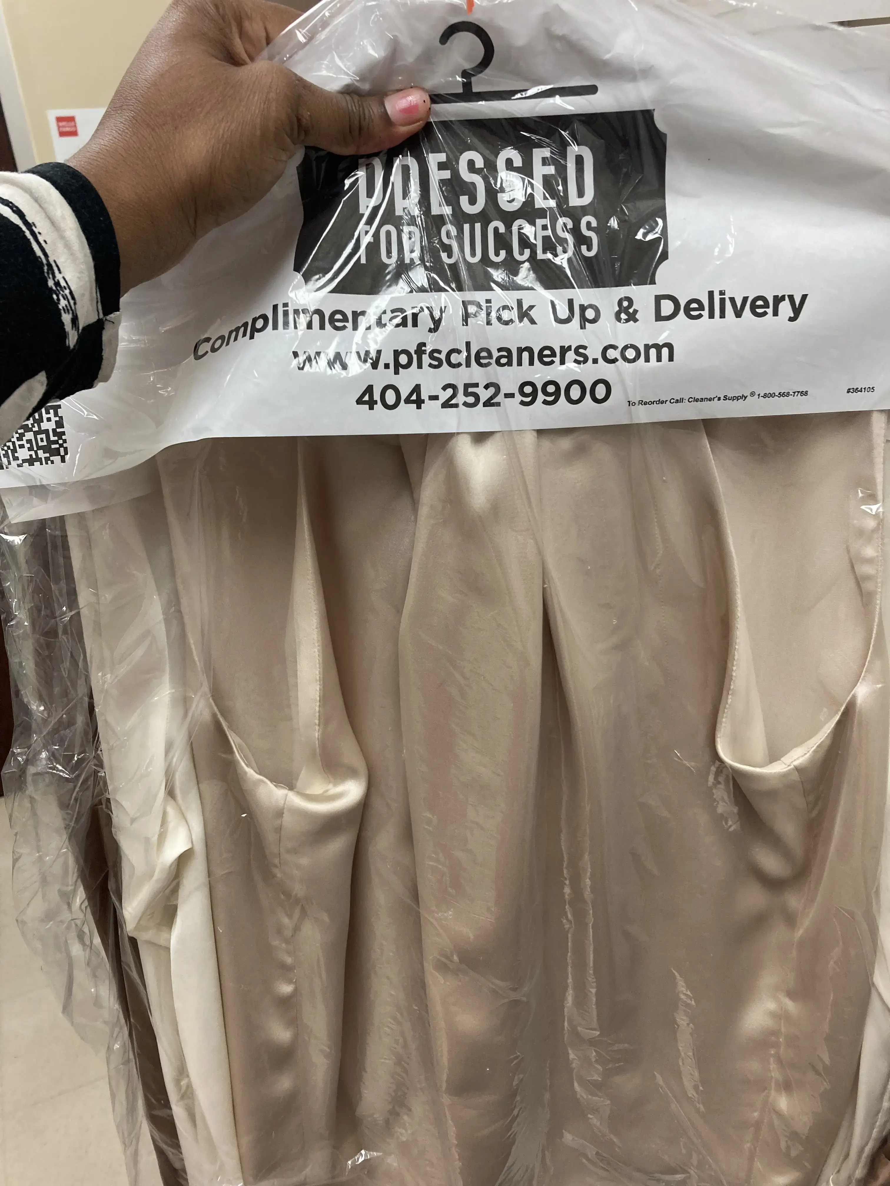 Pressed For Success Cleaners thumbnail 3