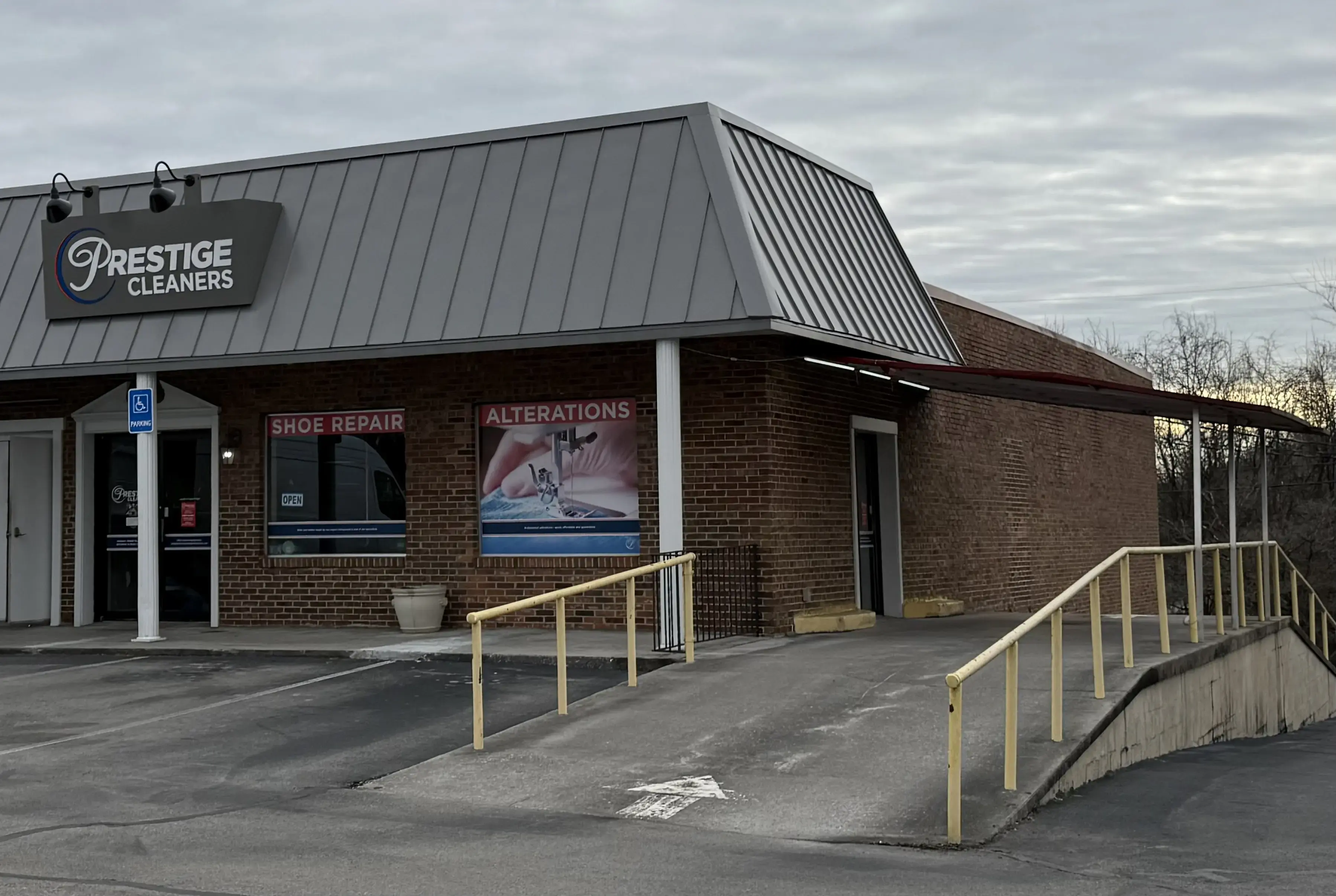Prestige Cleaners Inc thumbnail 4